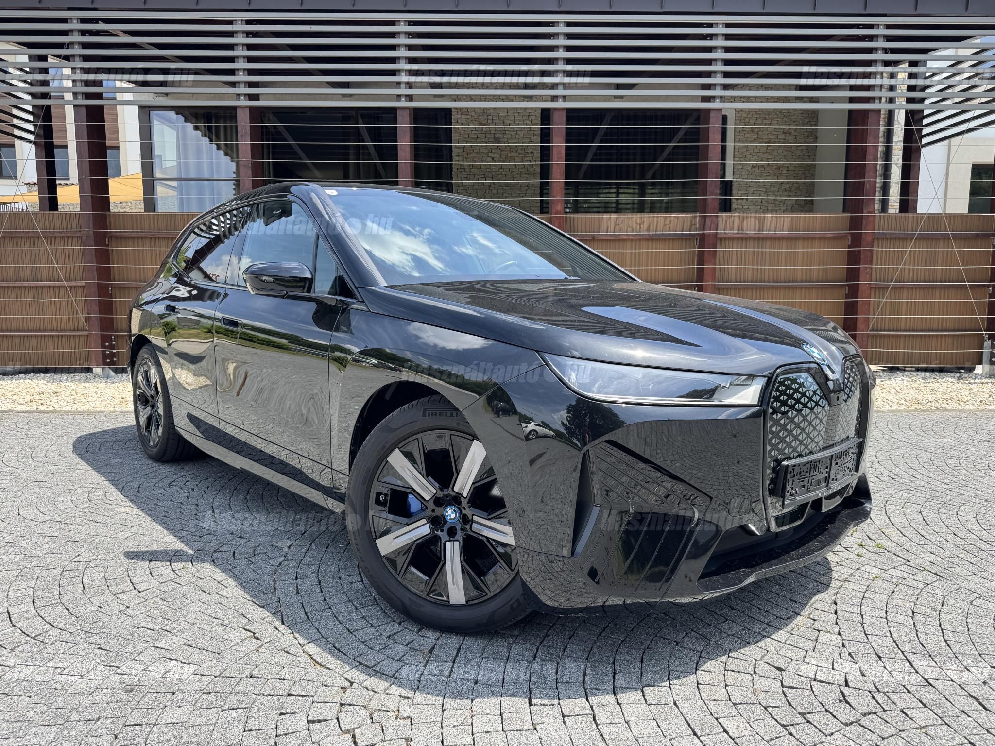 BMW IX 2023/4 - 1