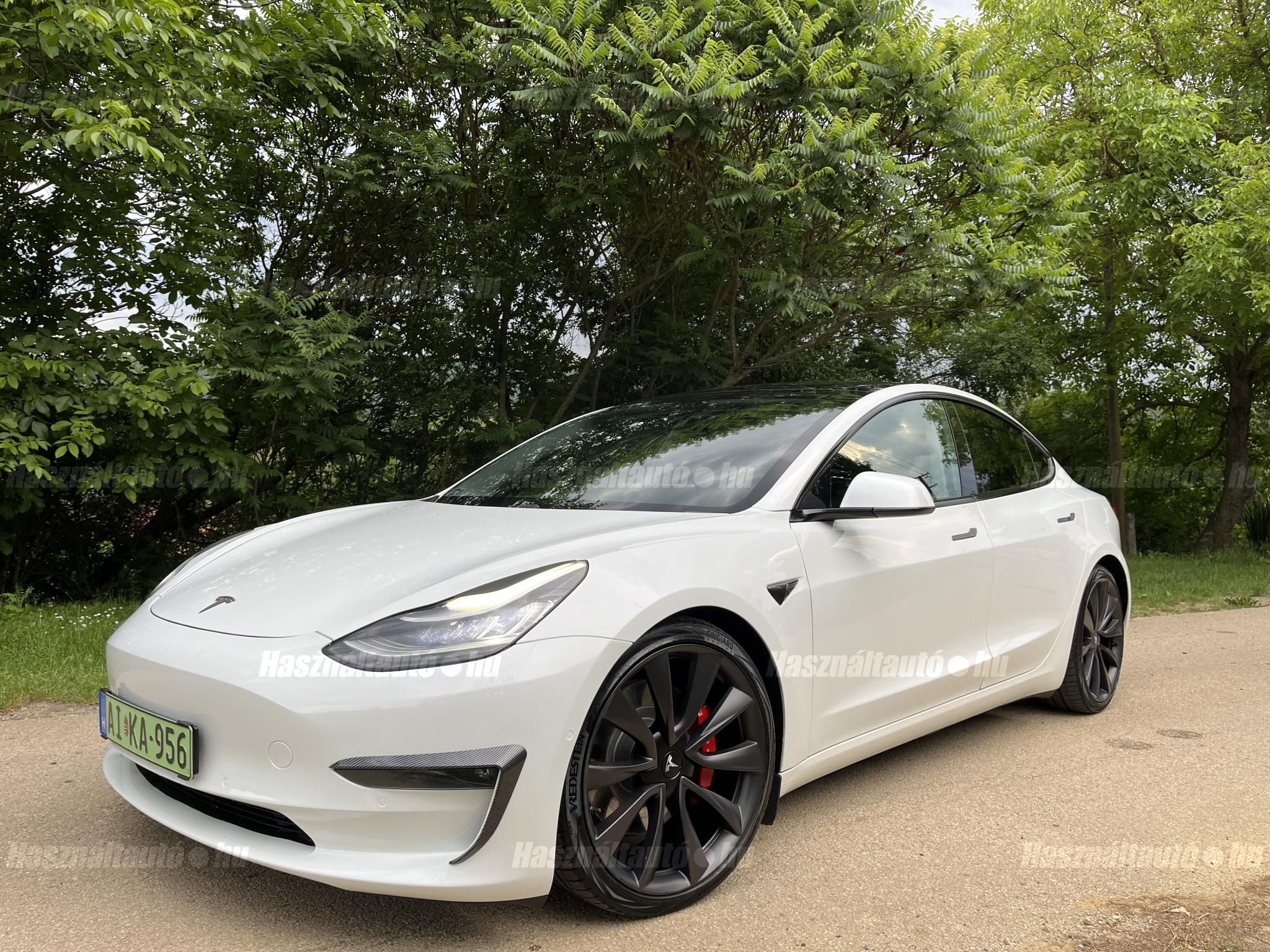 TESLA MODEL 3 2020/8 - 1