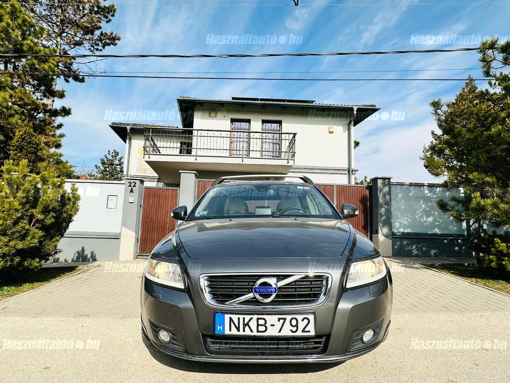 VOLVO V50 2012/4 - 1