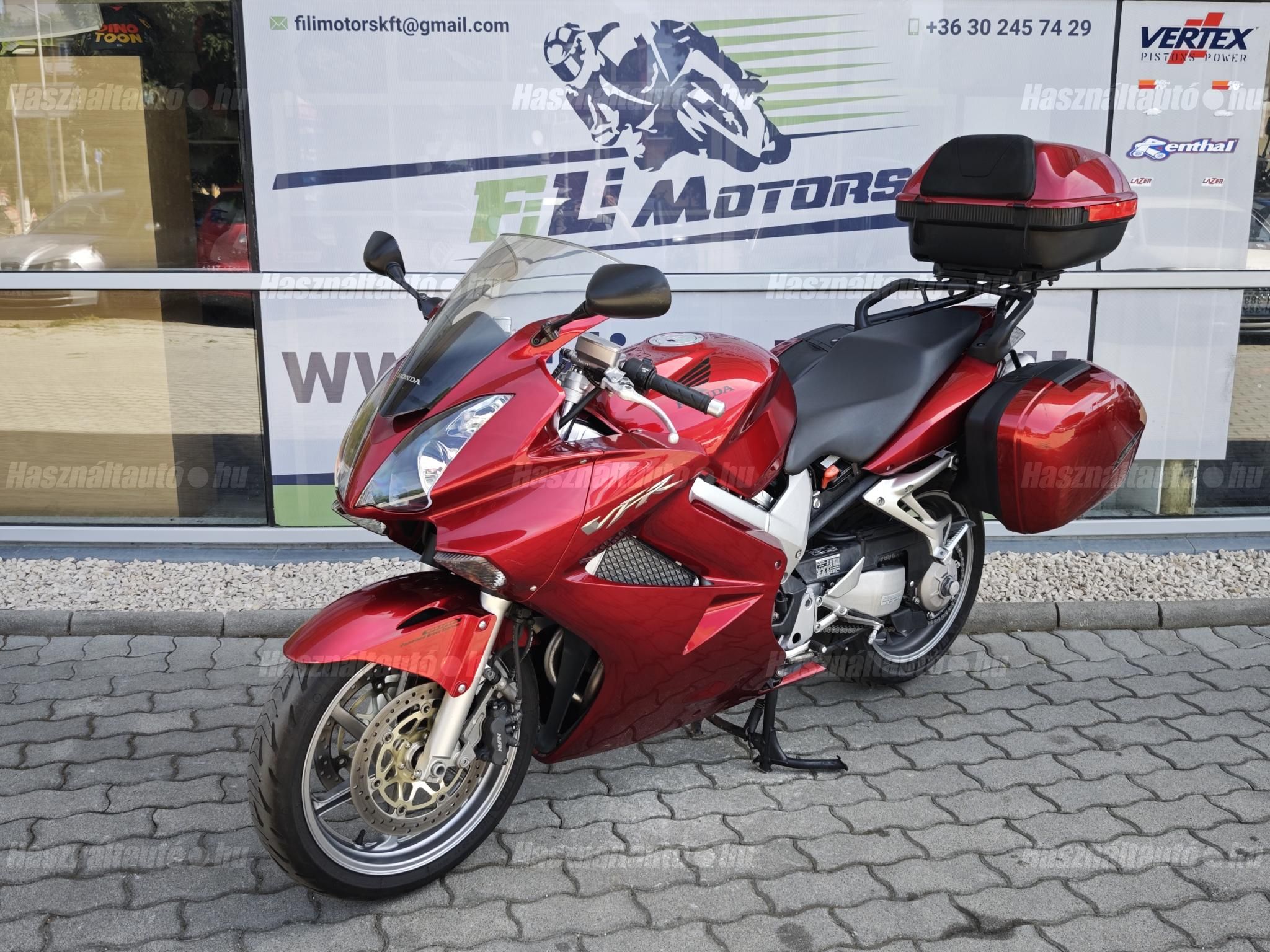 HONDA VFR 800 2006/6 - 1