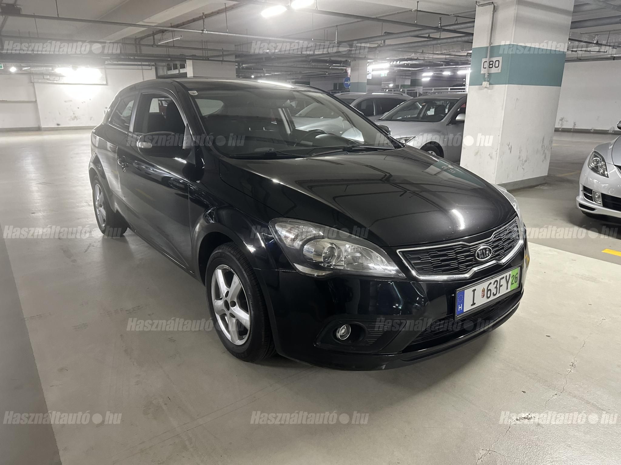 KIA PRO CEE'D 2011/6 - 1