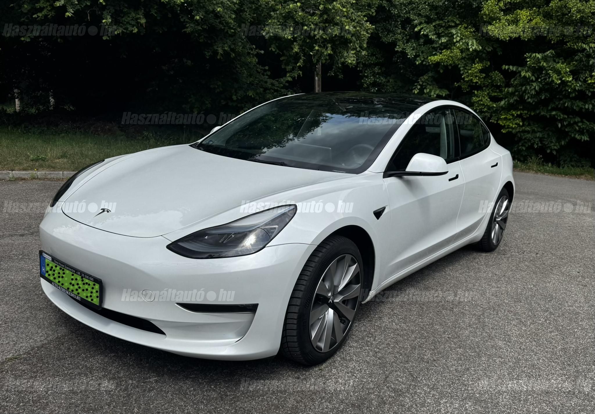 TESLA MODEL 3 2022/12 - 1