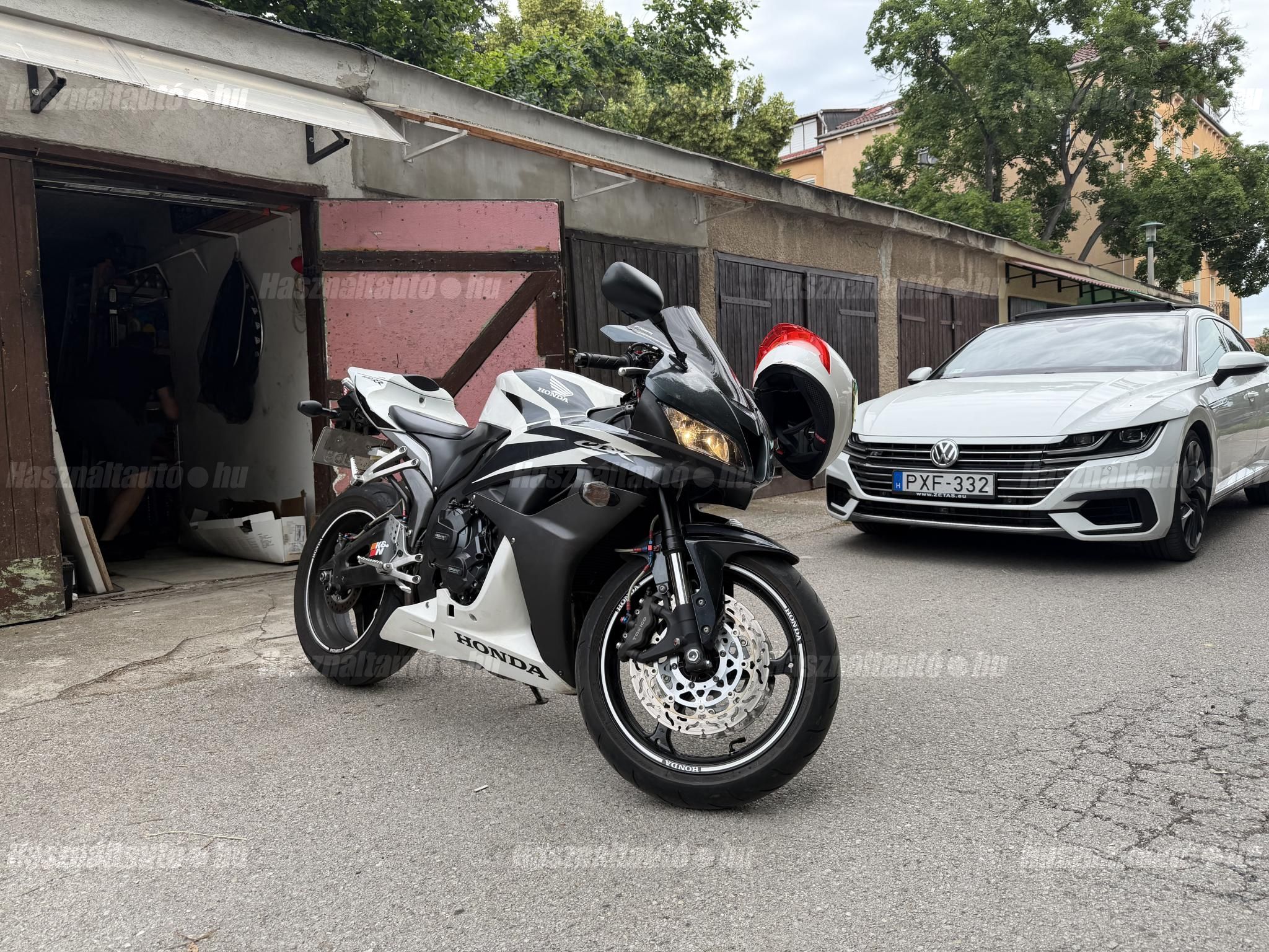 HONDA CBR 600 RR 2007/6 - 1
