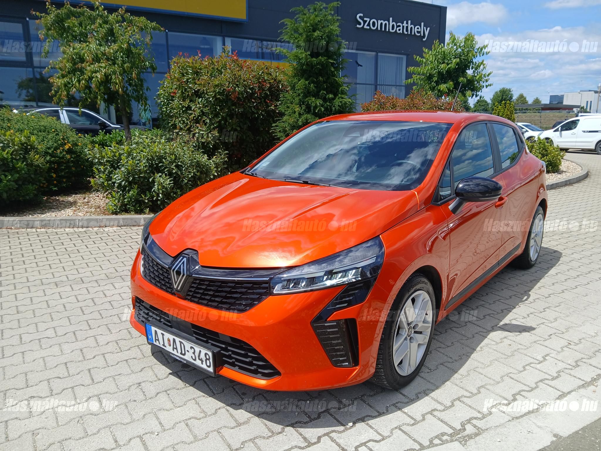 RENAULT CLIO 2024/6 - 1