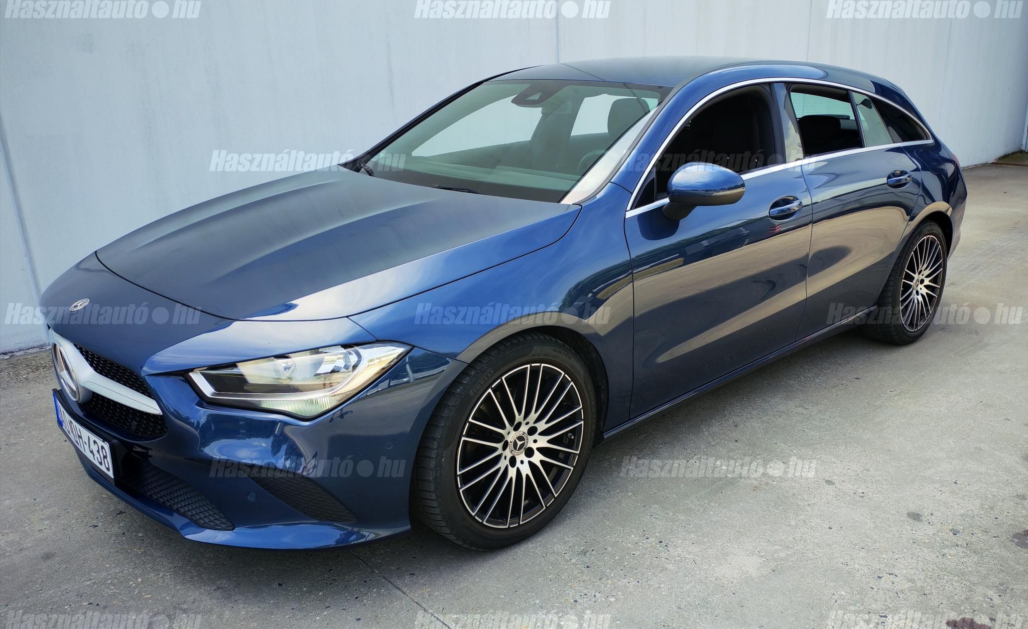 MERCEDES-BENZ CLA 180 2022/10 - 1