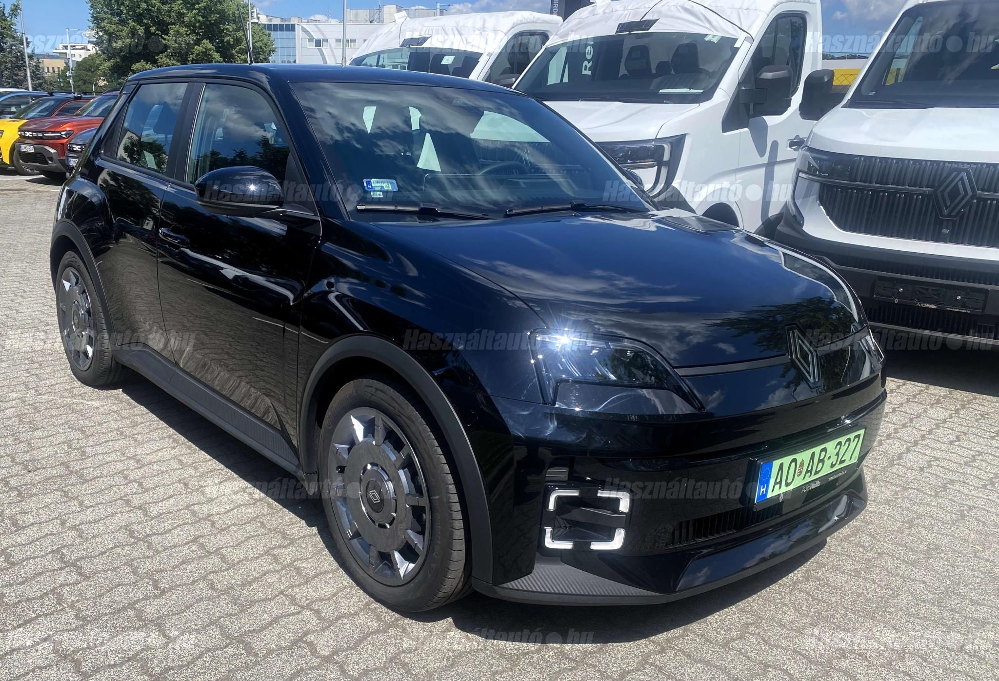 RENAULT R 5 2025/5 - 1