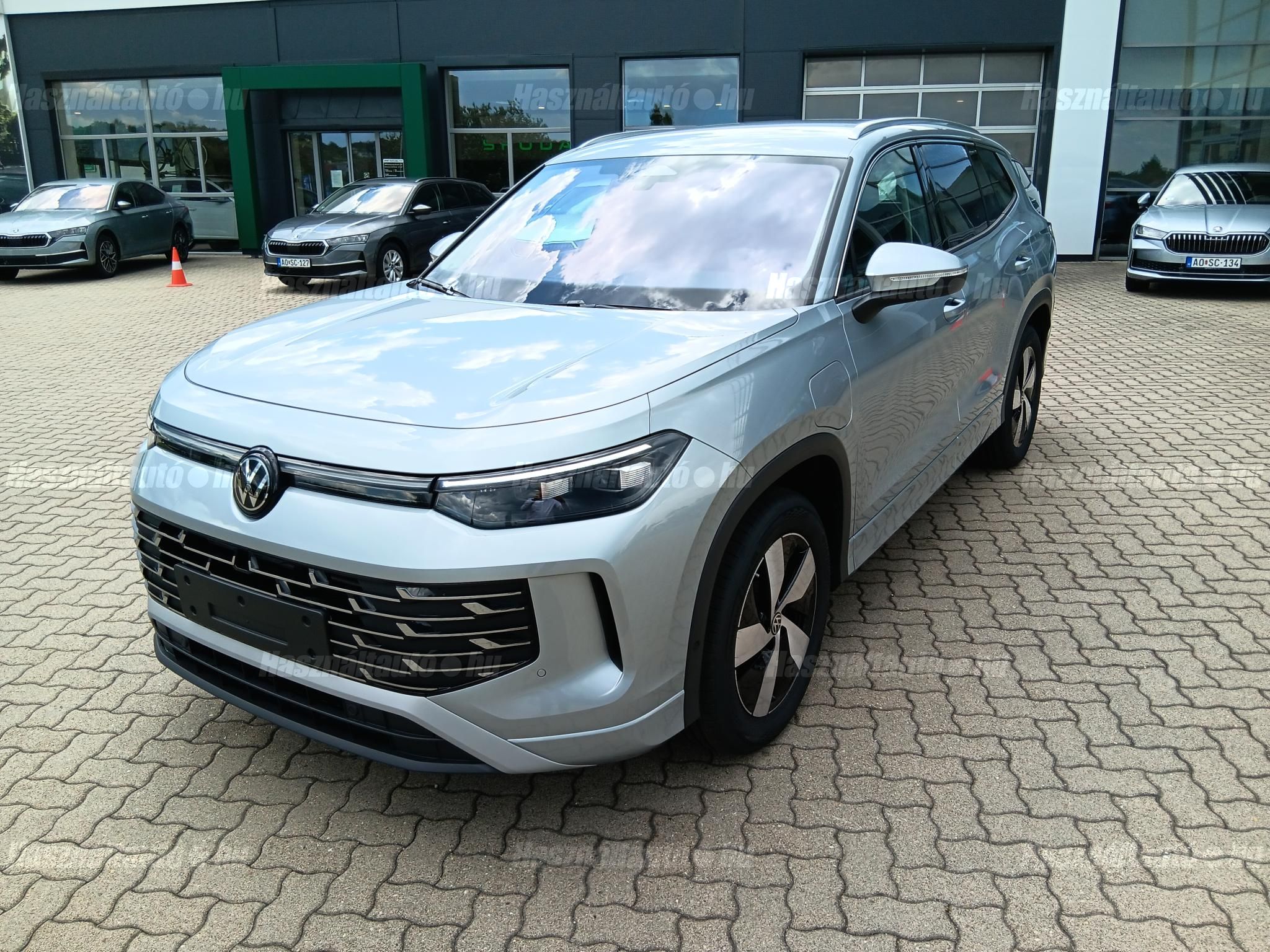 VOLKSWAGEN TAYRON 2026 - 1