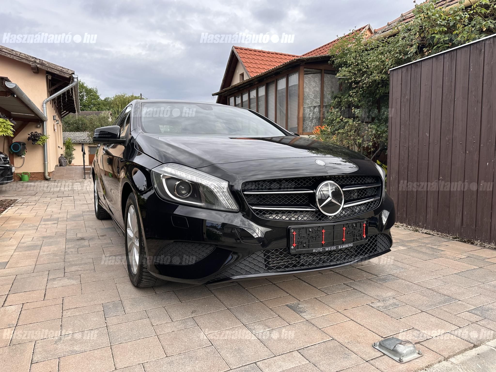 MERCEDES-BENZ A 180 2012/10 - 1