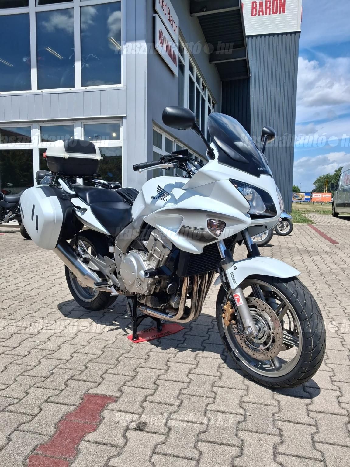 HONDA CBF 1000 2010 - 1