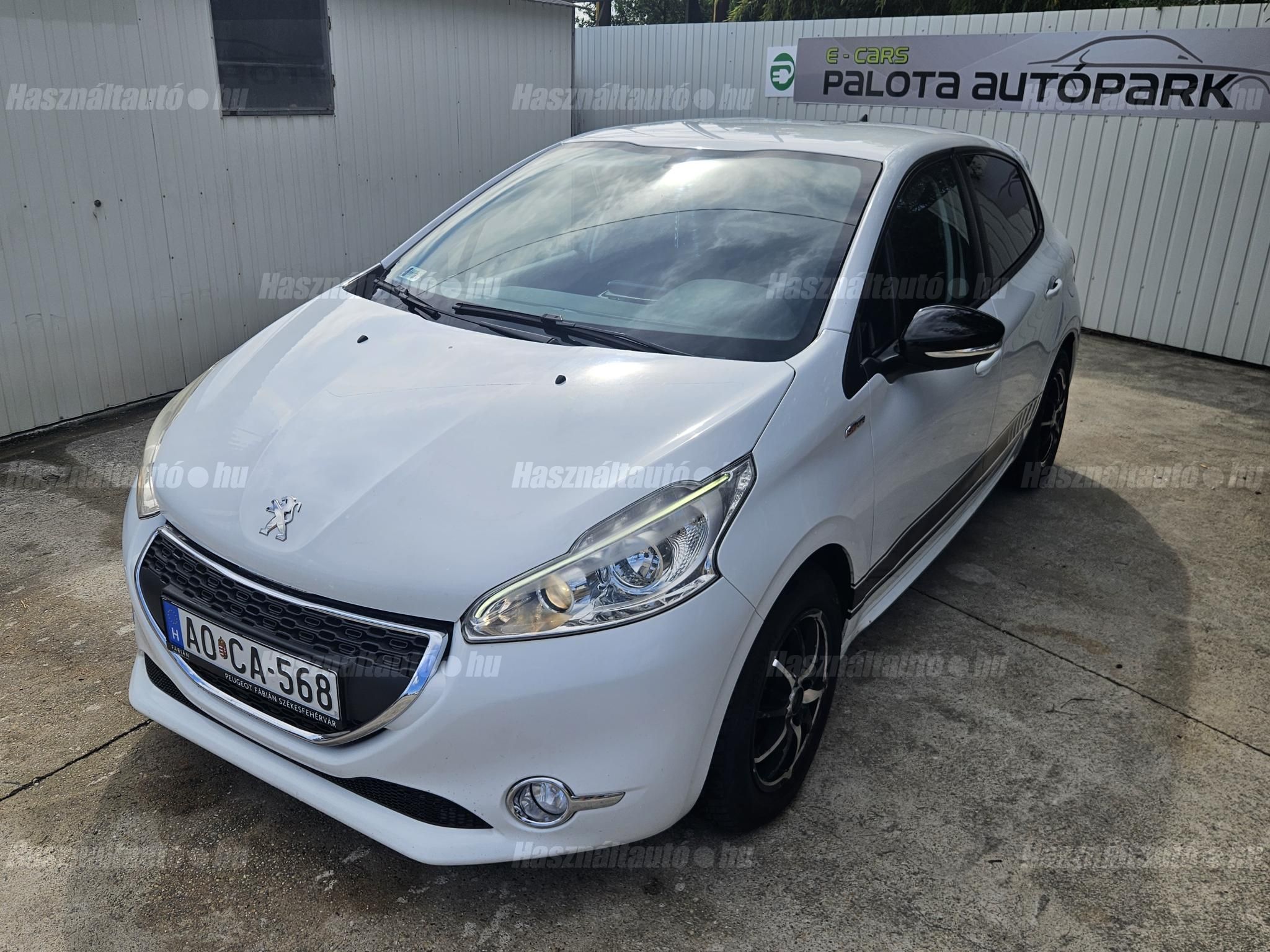 PEUGEOT 208 2013/6 - 1