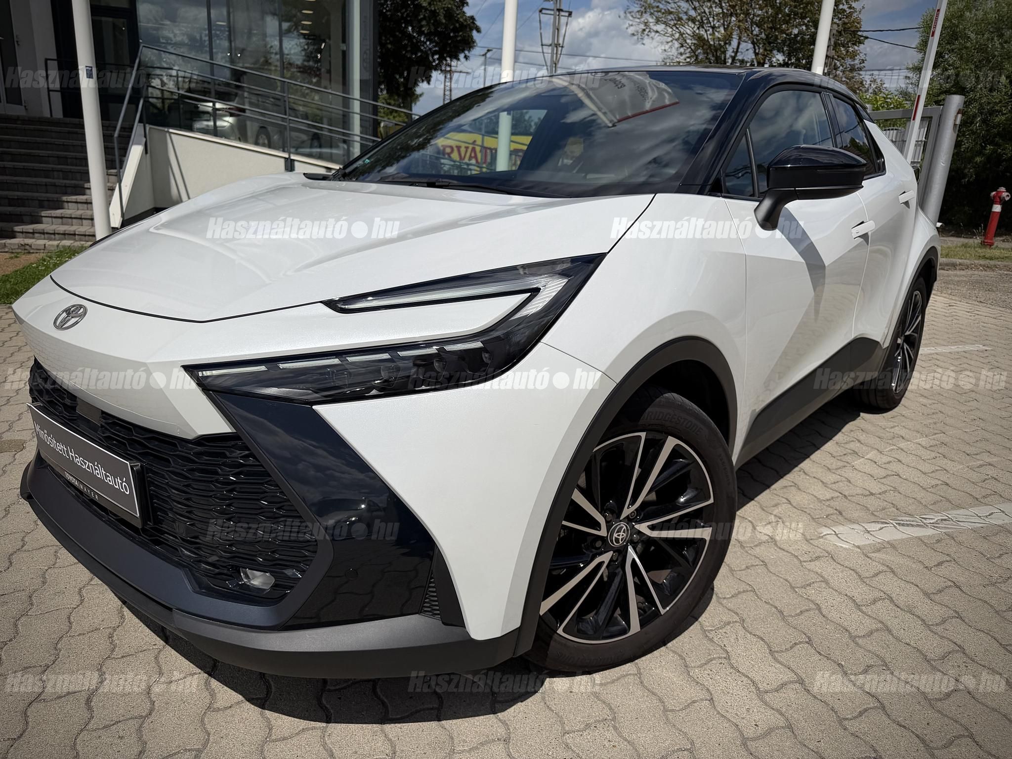 TOYOTA C-HR 2025/6 - 1