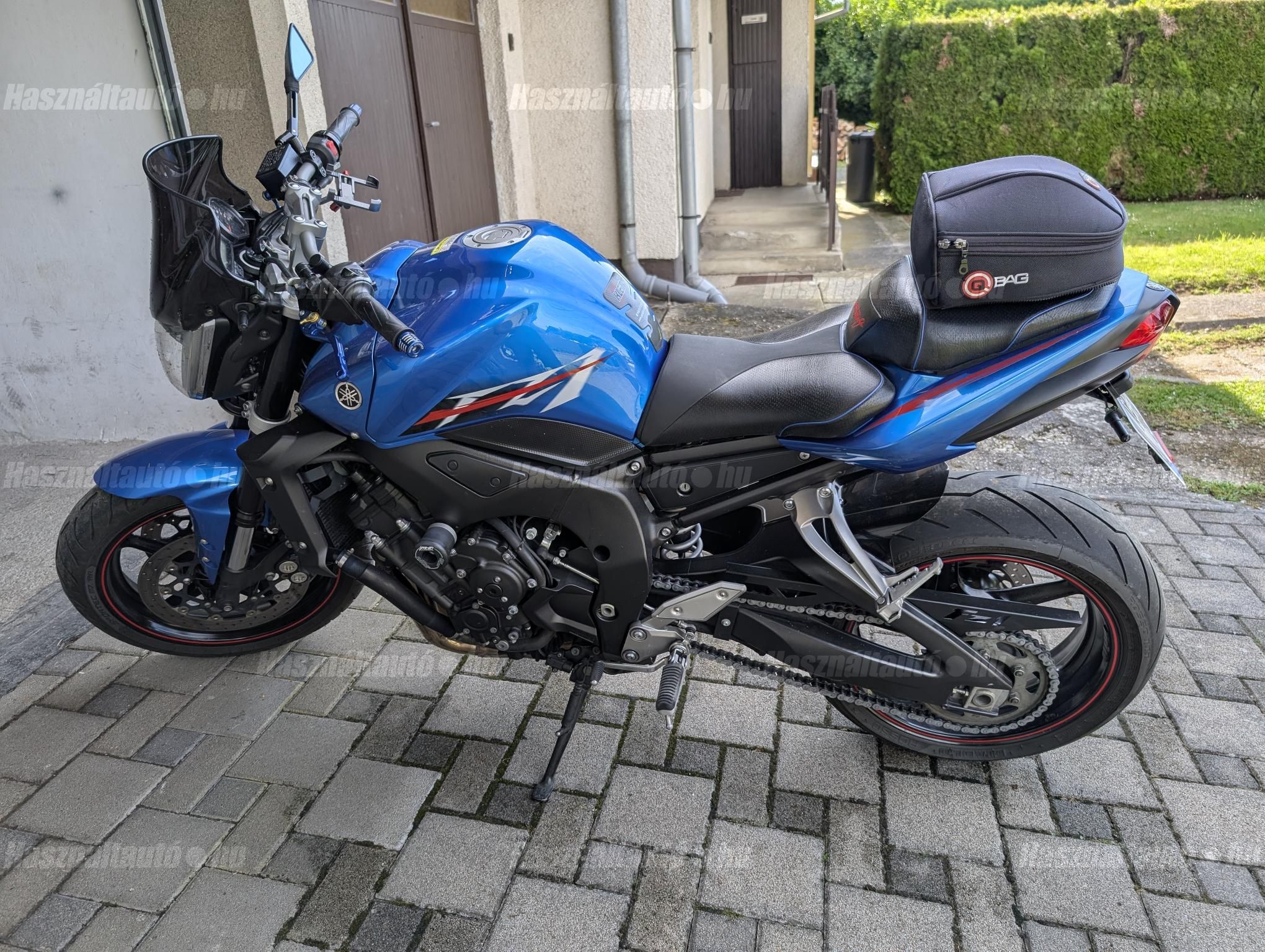 YAMAHA FZ1 2008 - 1