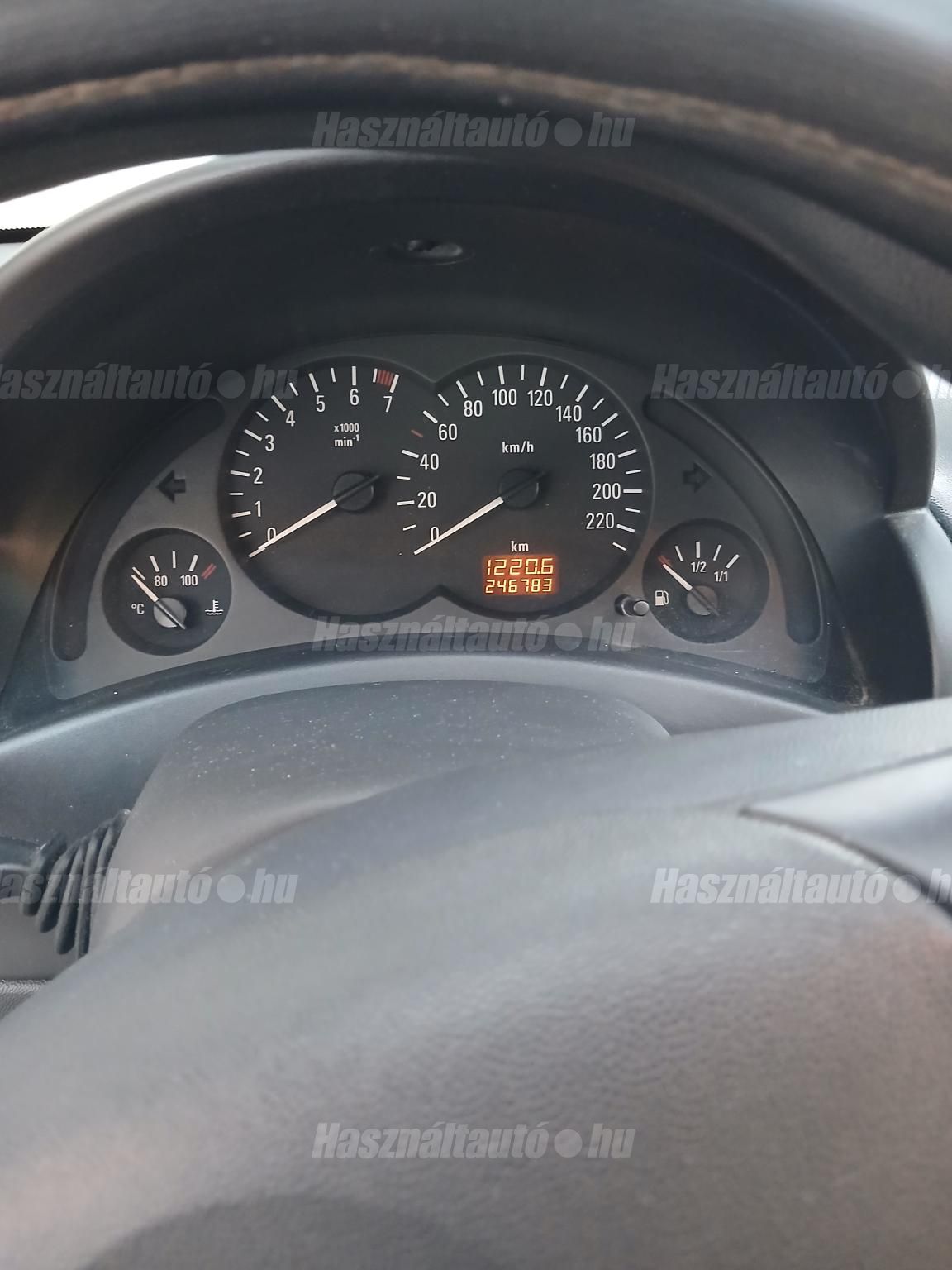 OPEL CORSA 2004/11 - 1