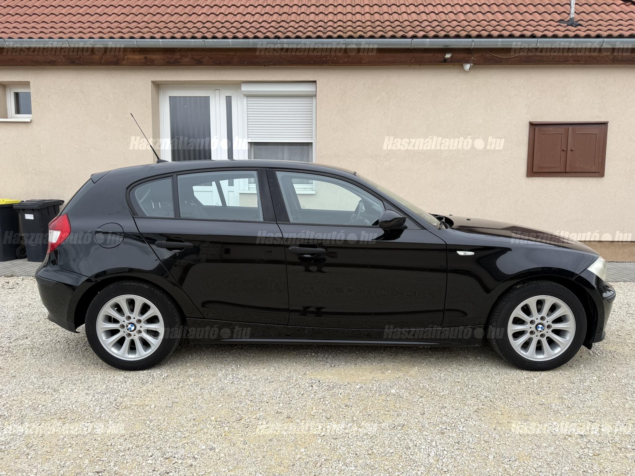BMW 116 2006/12 - 1