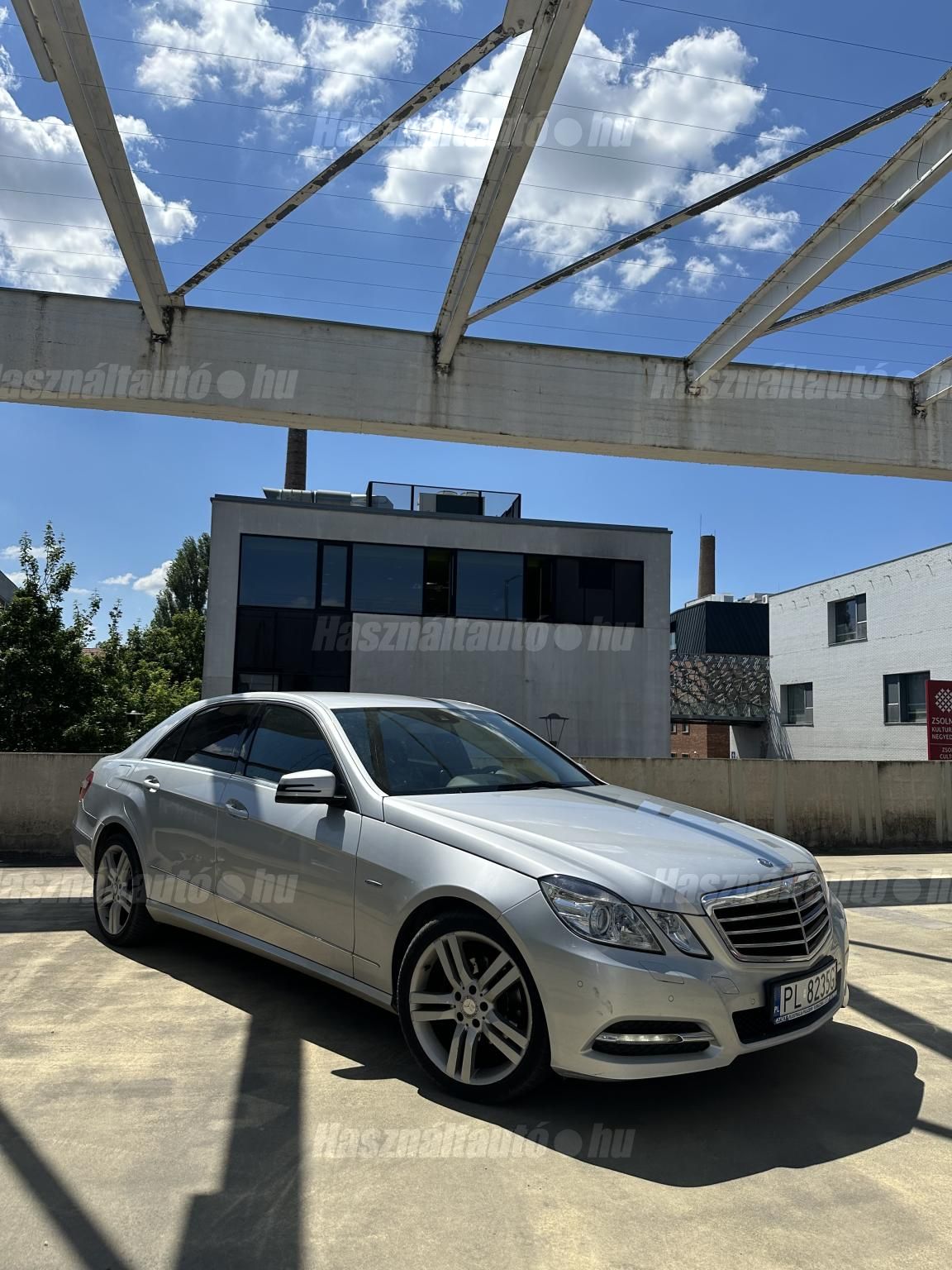 MERCEDES-BENZ E 200 2010/10 - 1