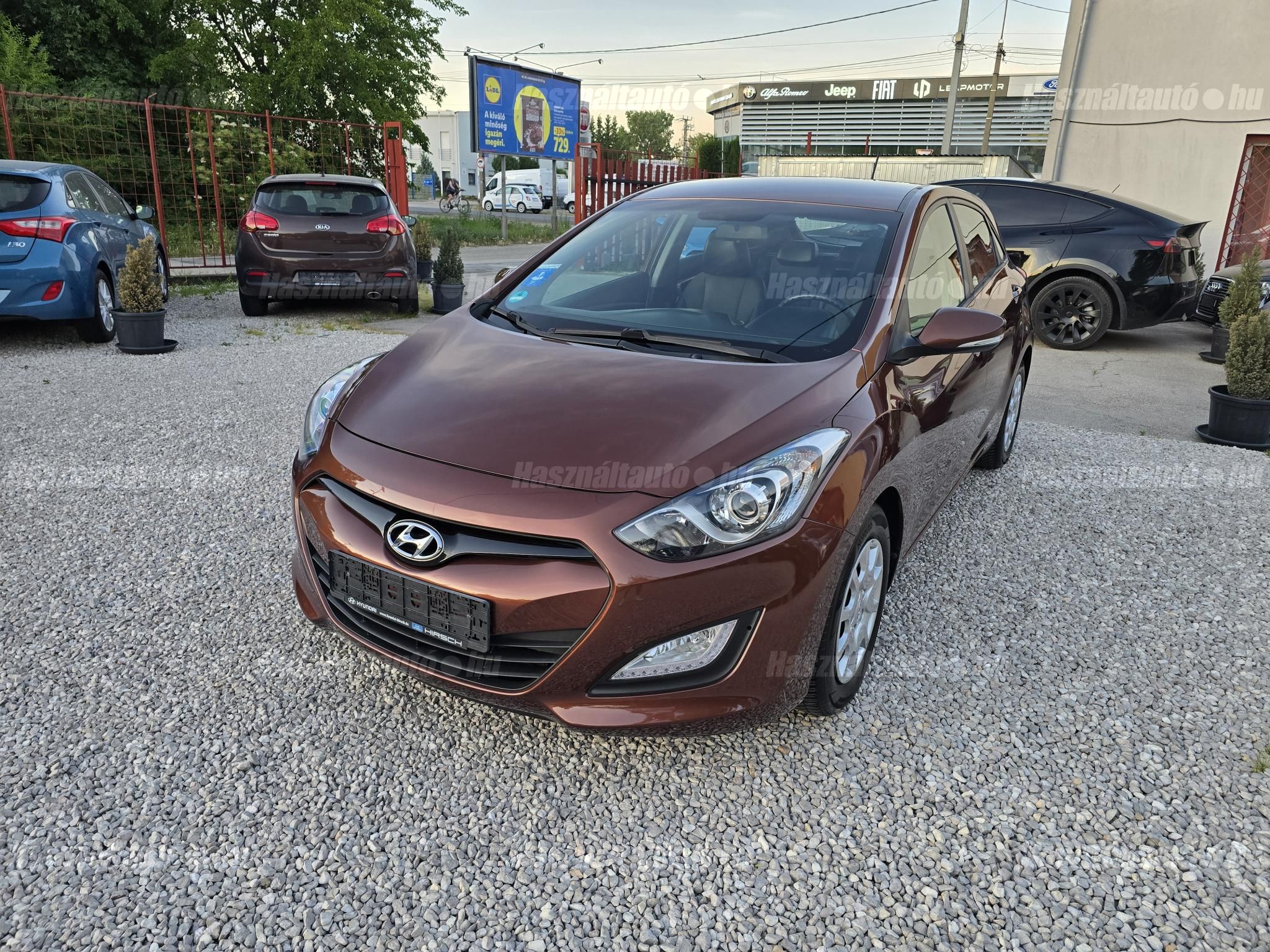 HYUNDAI I30 2013 - 1