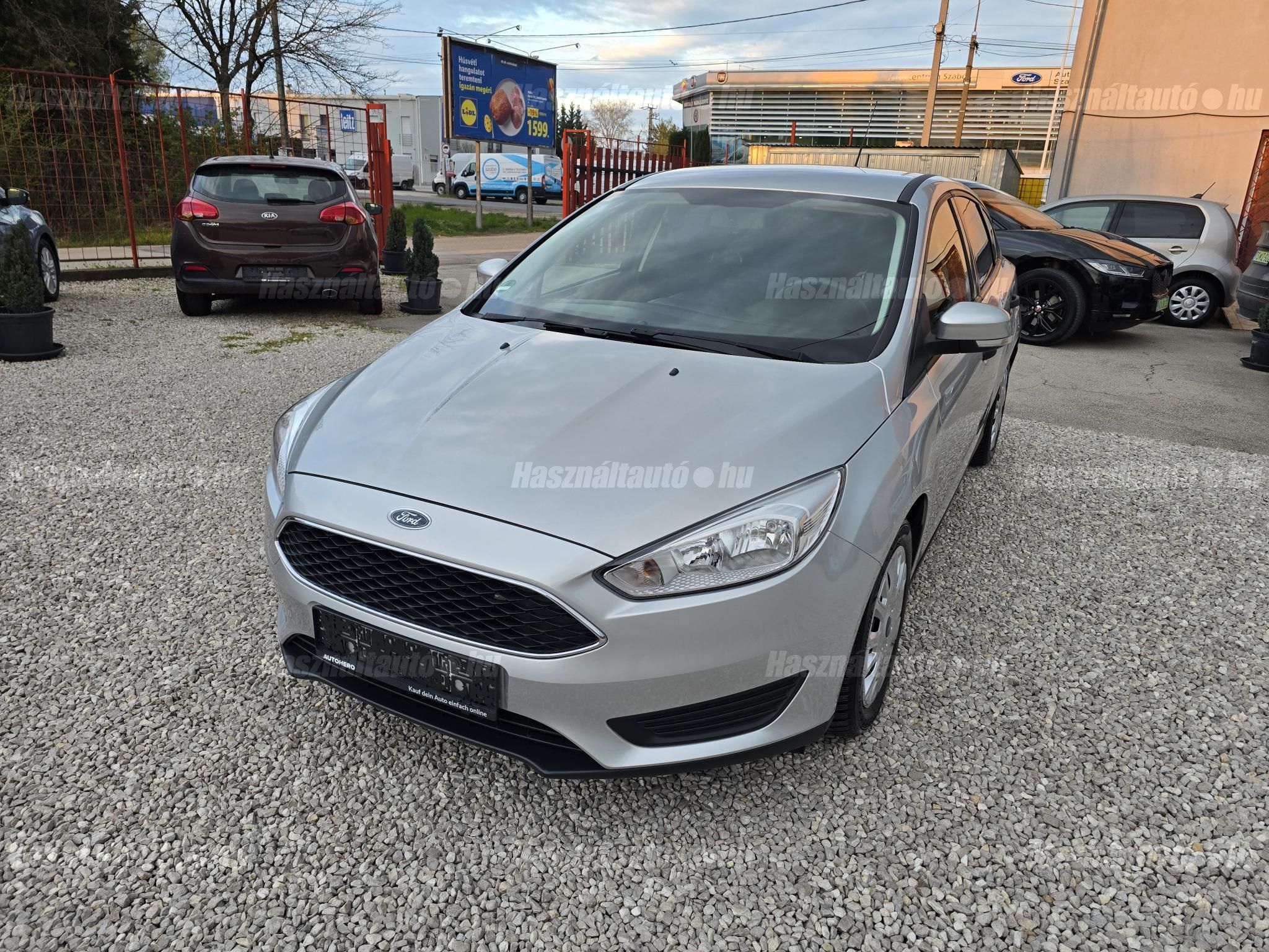 FORD FOCUS 2017/6 - 1