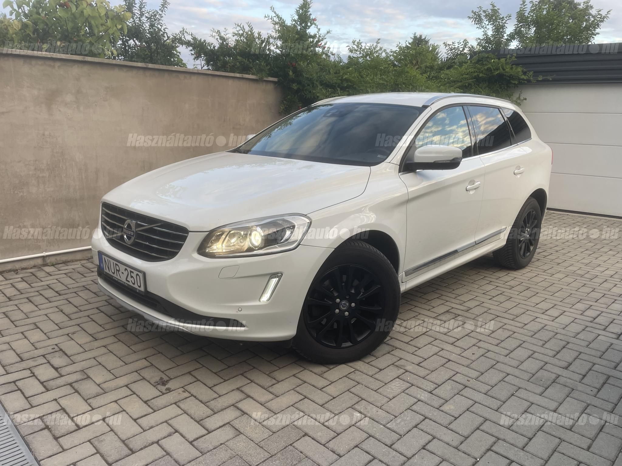 VOLVO XC60 2016/9 - 1