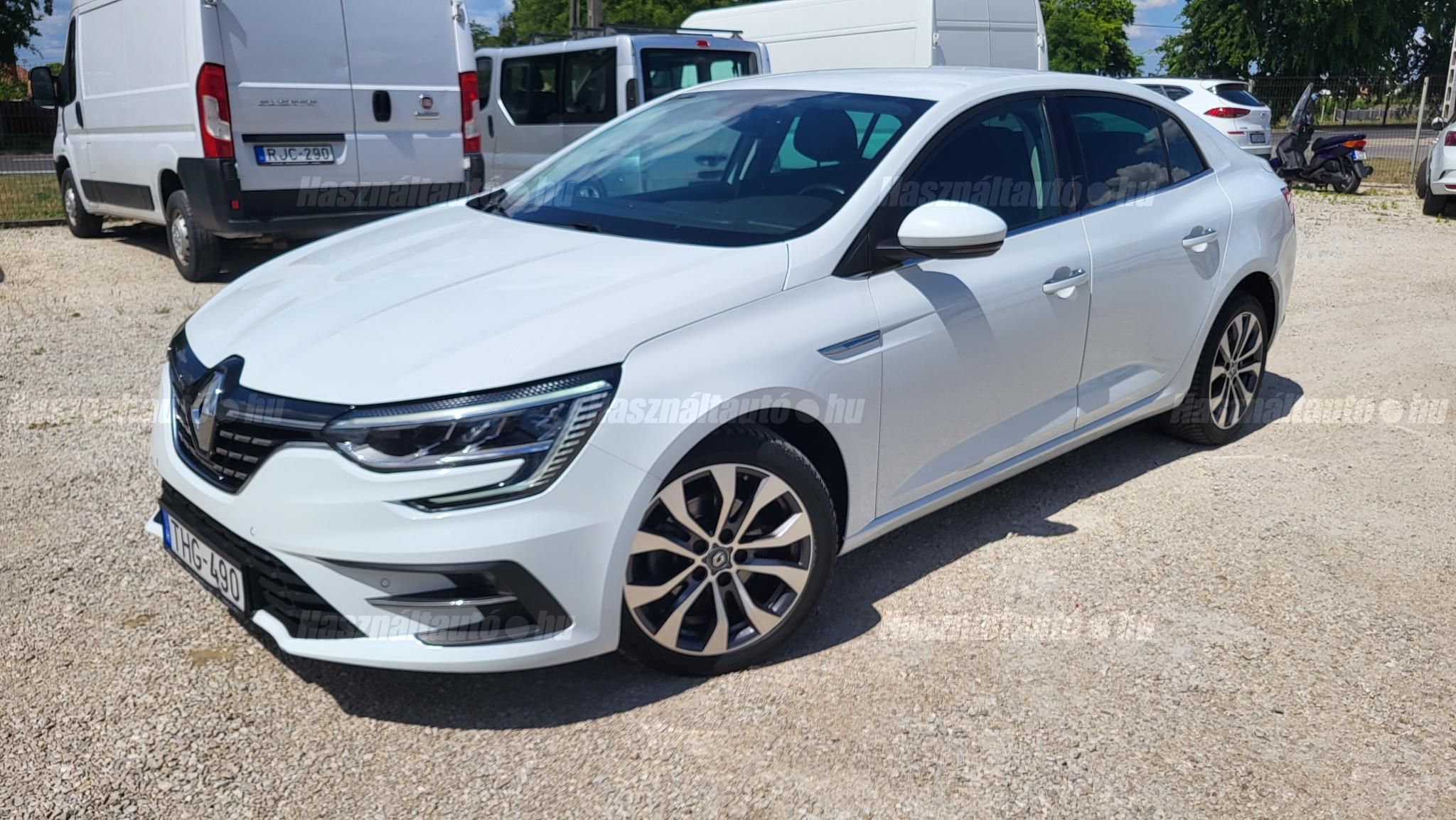 RENAULT MEGANE 2022/6 - 1