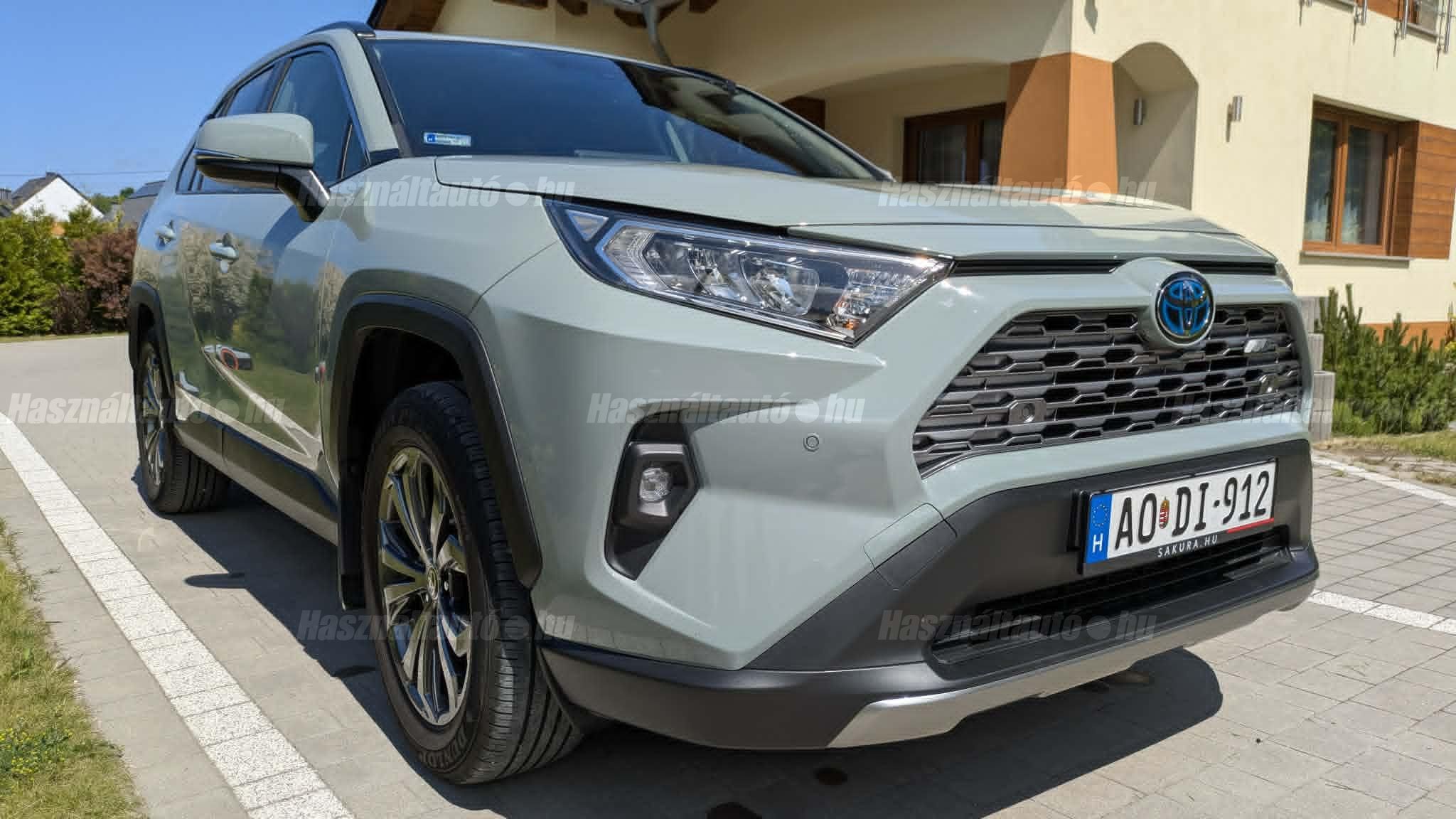 TOYOTA RAV 4 2023/10 - 1