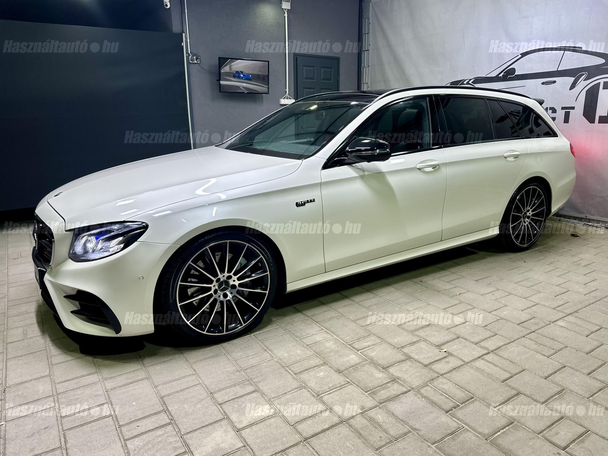 MERCEDES-AMG E 43 2017/6 - 1