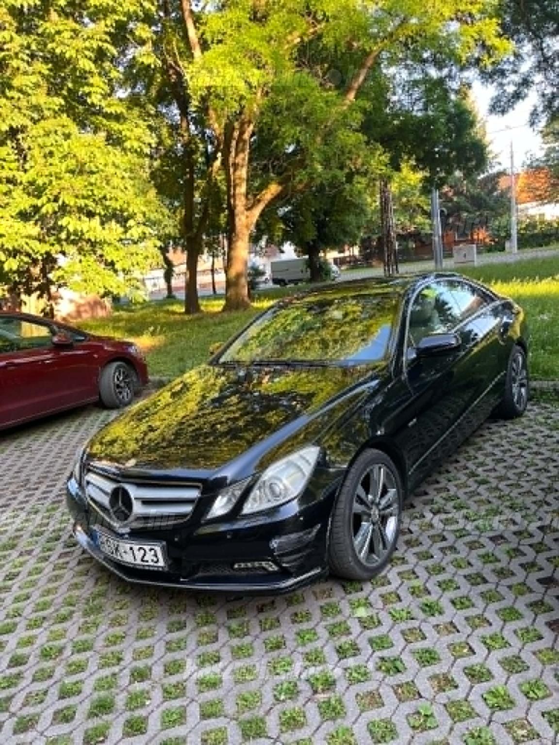 MERCEDES-BENZ E-OSZTÁLY 2009 - 1
