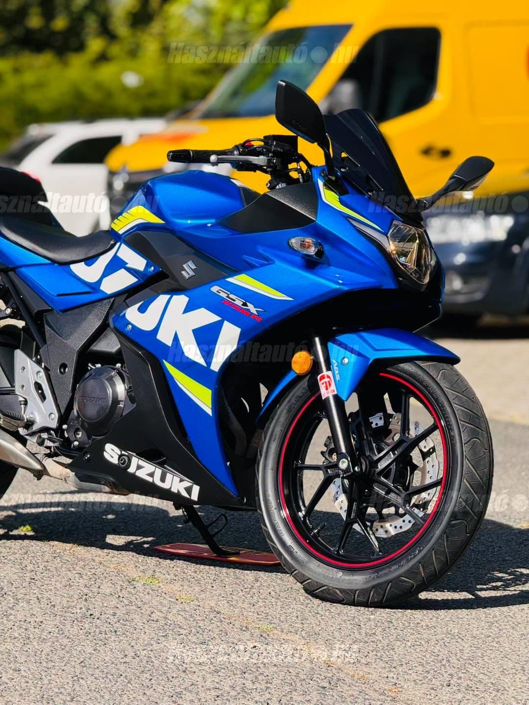 SUZUKI GSX-R 250 2018 - 1