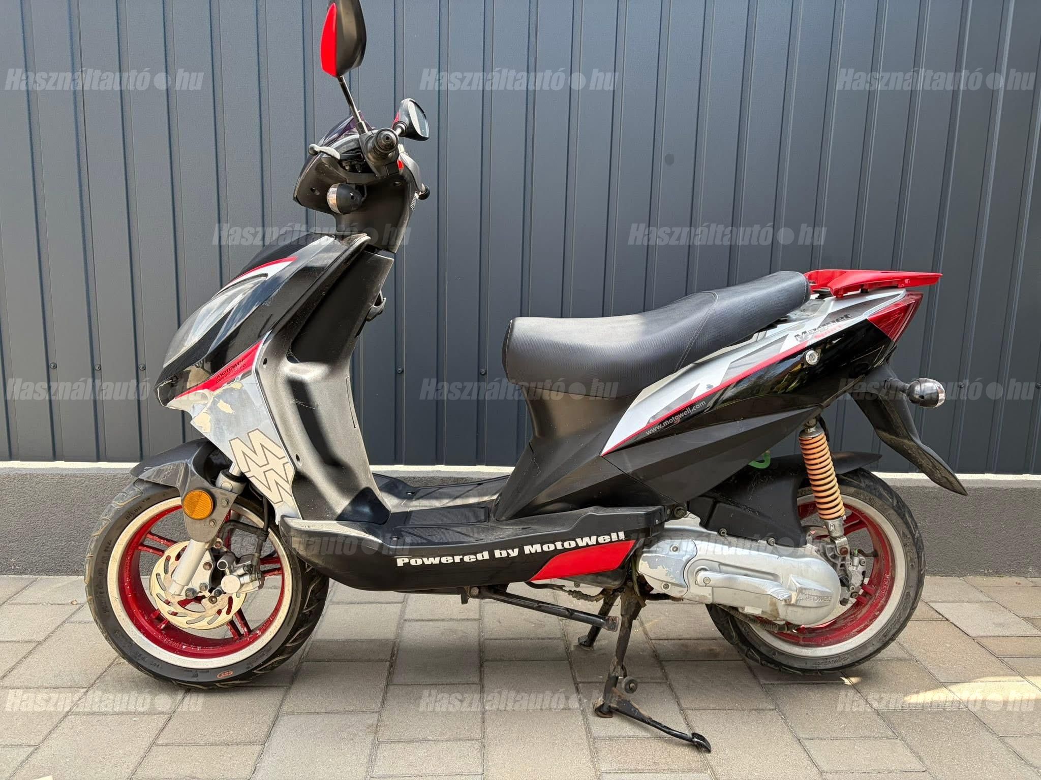 MOTOWELL MAGNET 2008/1 - 1