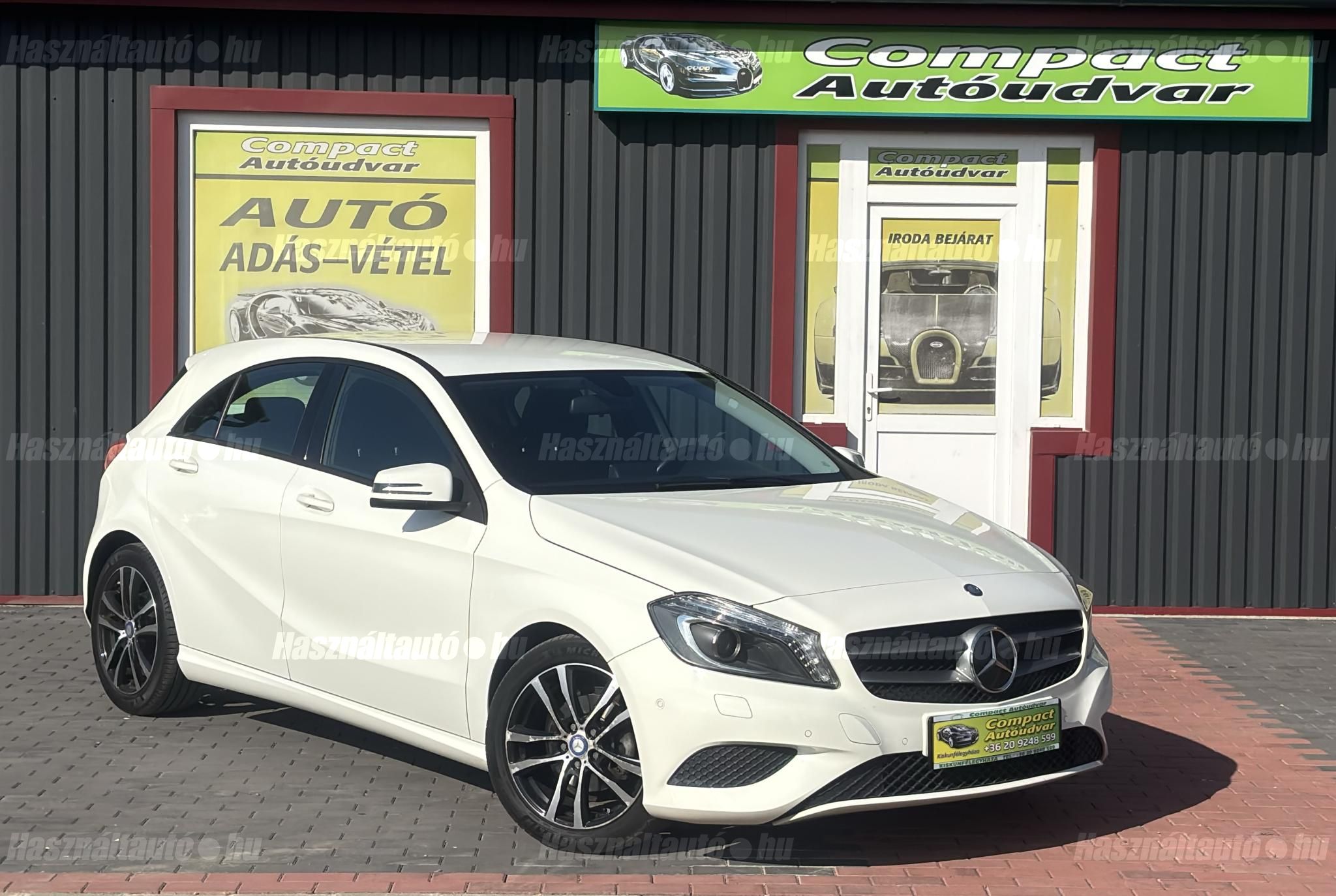 MERCEDES-BENZ A 180 2014/9 - 1