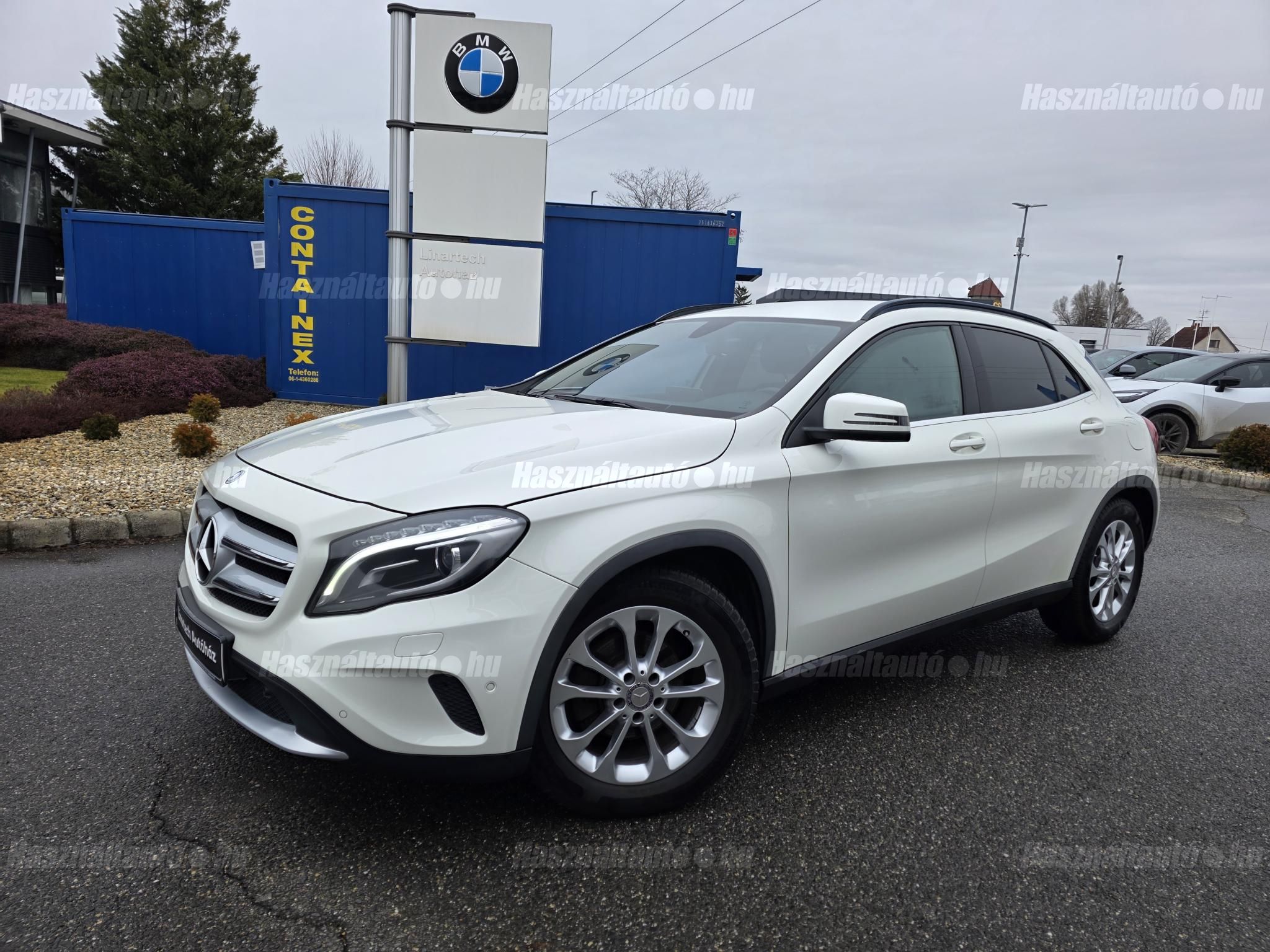 MERCEDES-BENZ GLA 200 2016/4 - 1