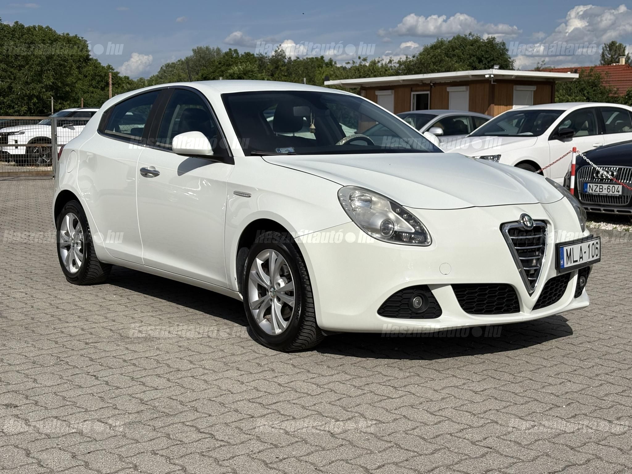 ALFA ROMEO GIULIETTA 2013/8 - 1