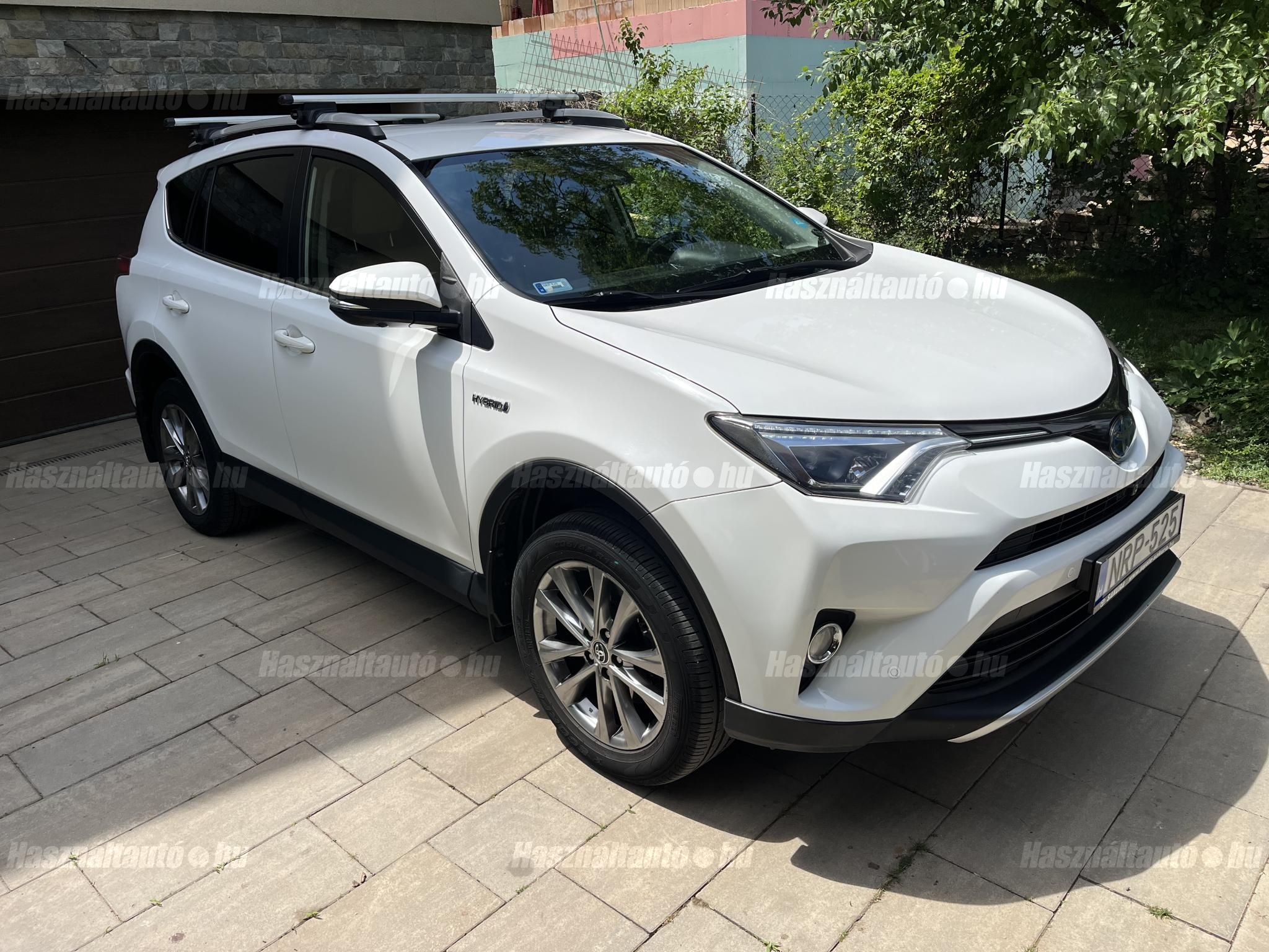 TOYOTA RAV 4 2016/6 - 1