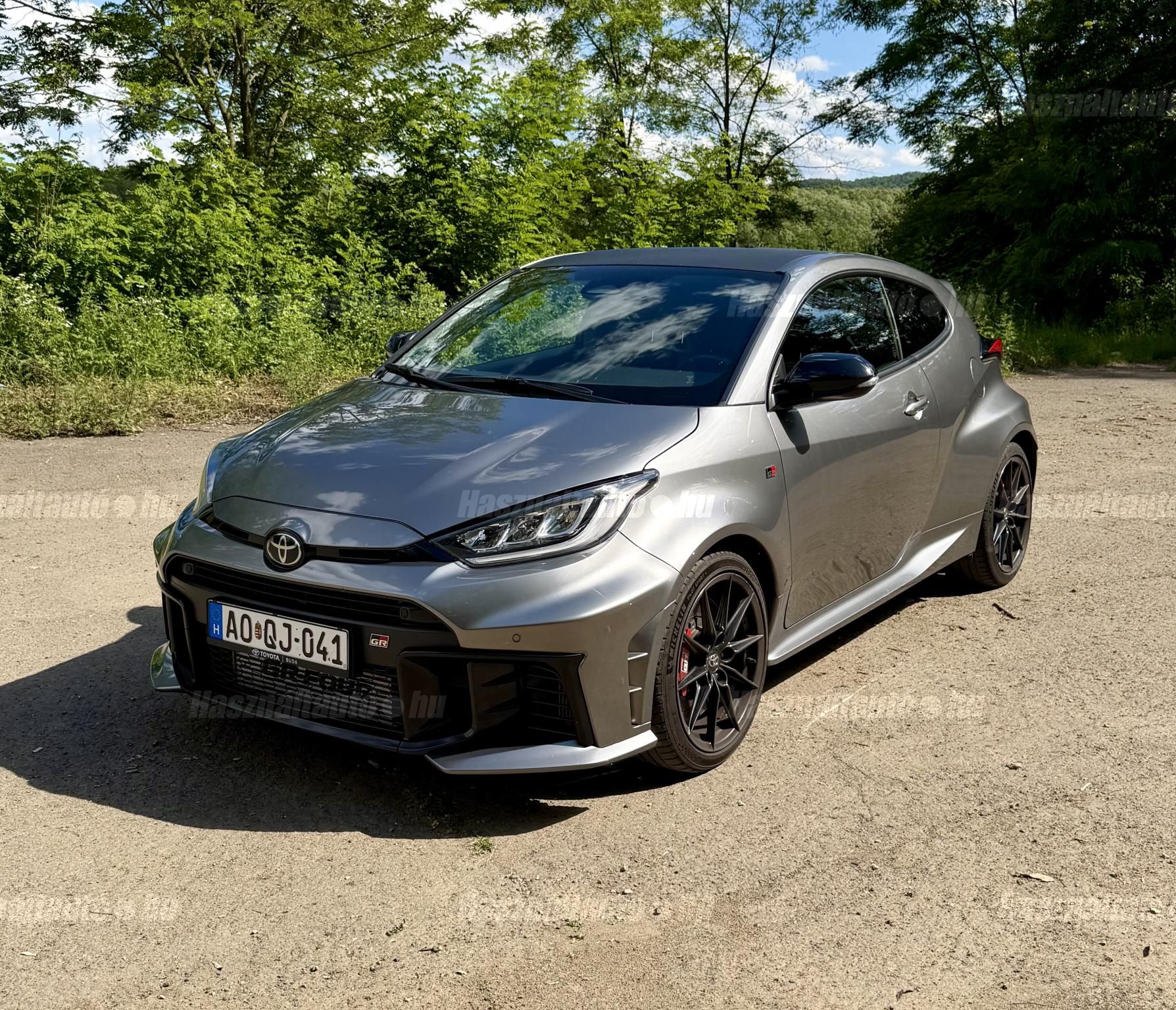 TOYOTA YARIS 2025/4 - 1