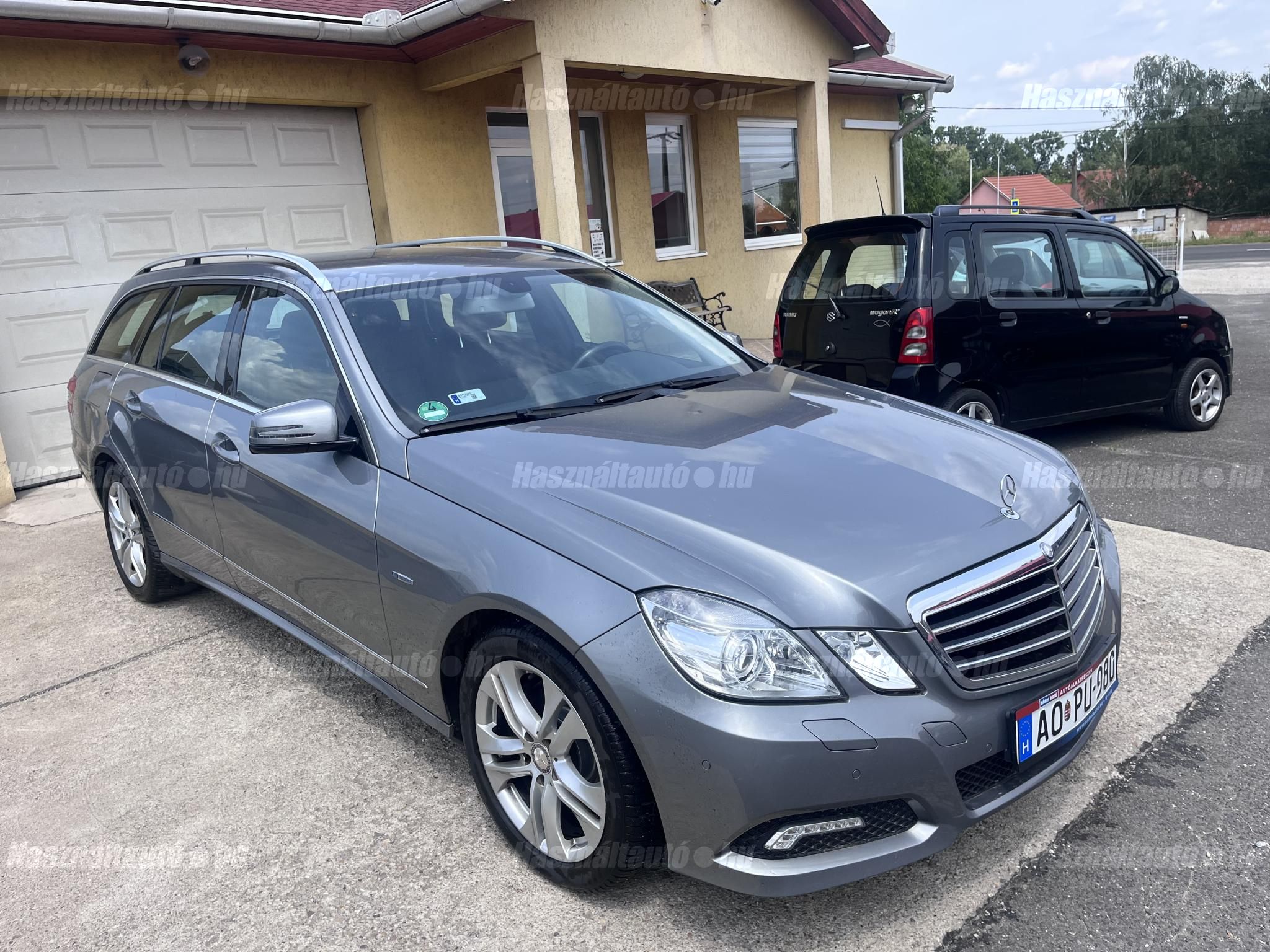 MERCEDES-BENZ E 250 2010/1 - 1