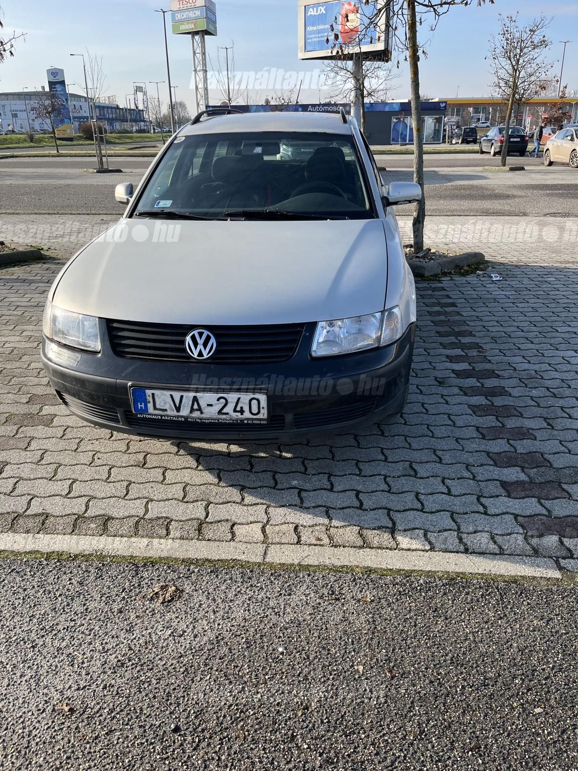 VOLKSWAGEN PASSAT 1997/8 - 1