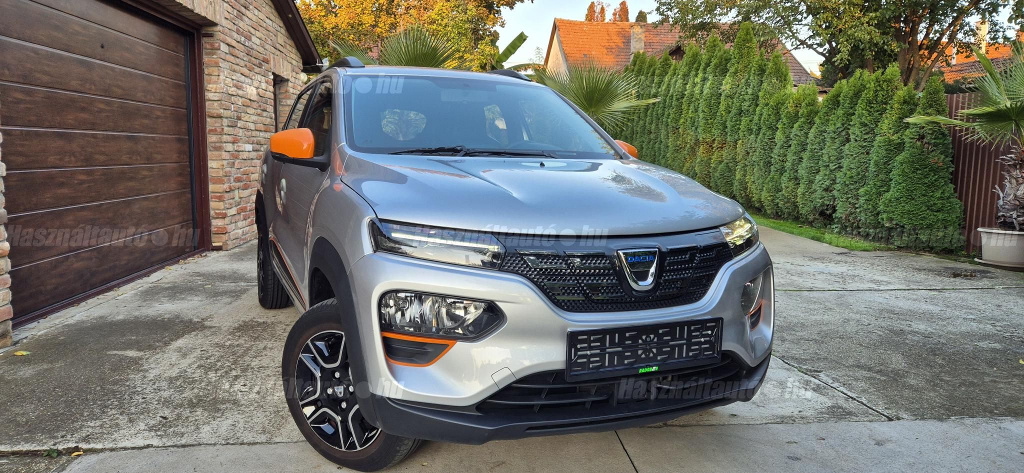 DACIA SPRING 2022/12 - 1