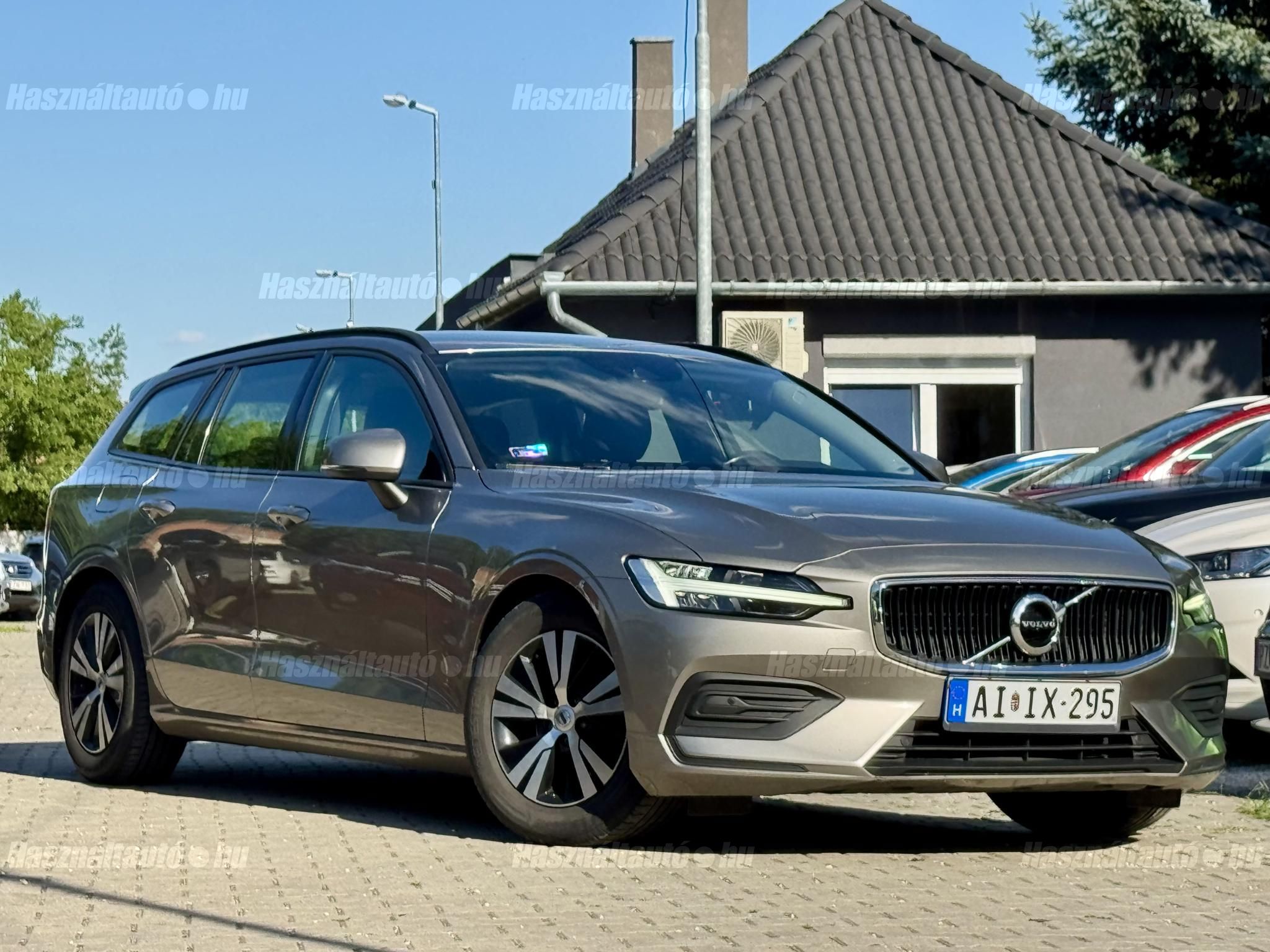 VOLVO V60 2019/2 - 1