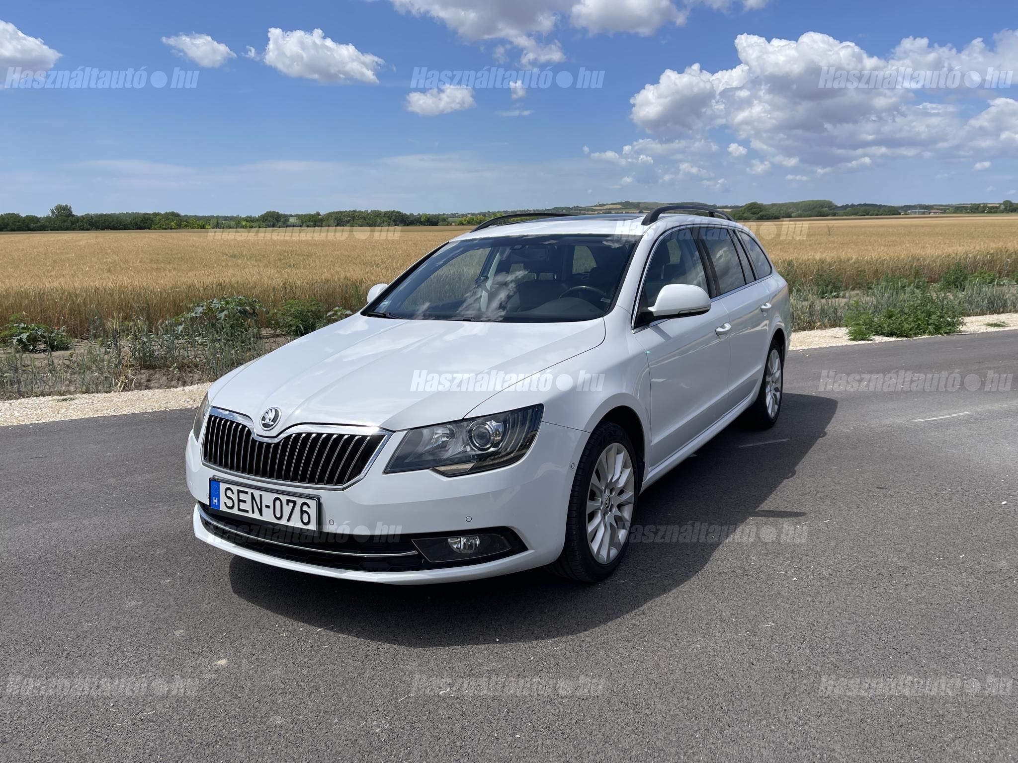SKODA SUPERB 2014/11 - 1