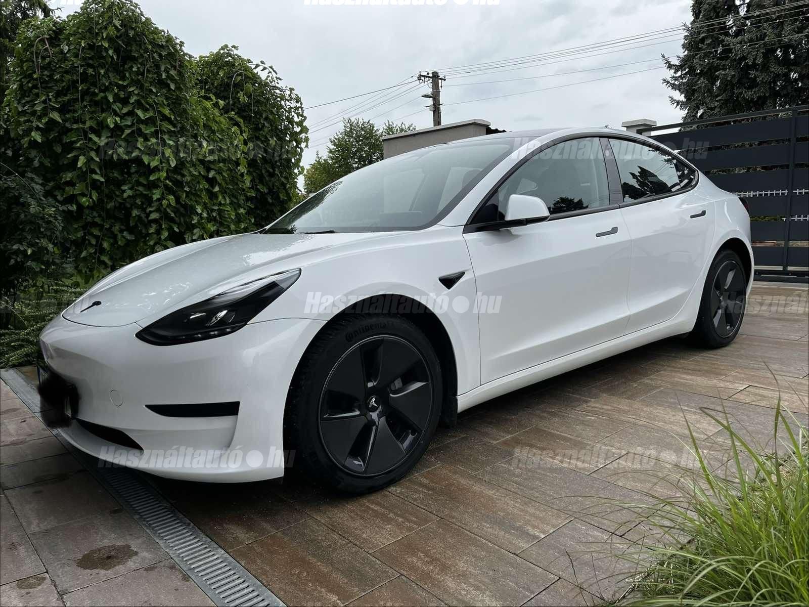 TESLA MODEL 3 2022/12 - 1