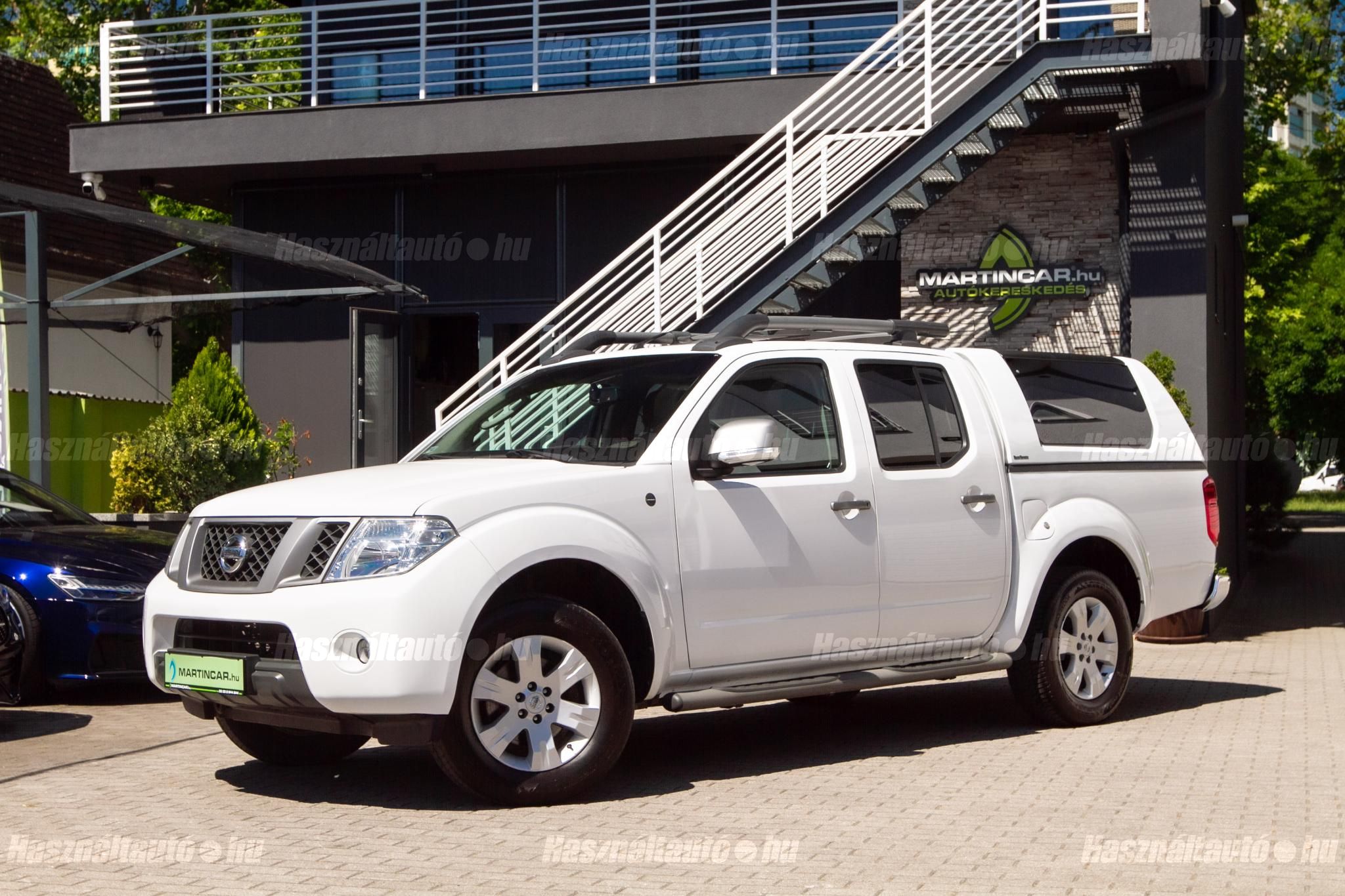 NISSAN NAVARA 2015/8 - 1