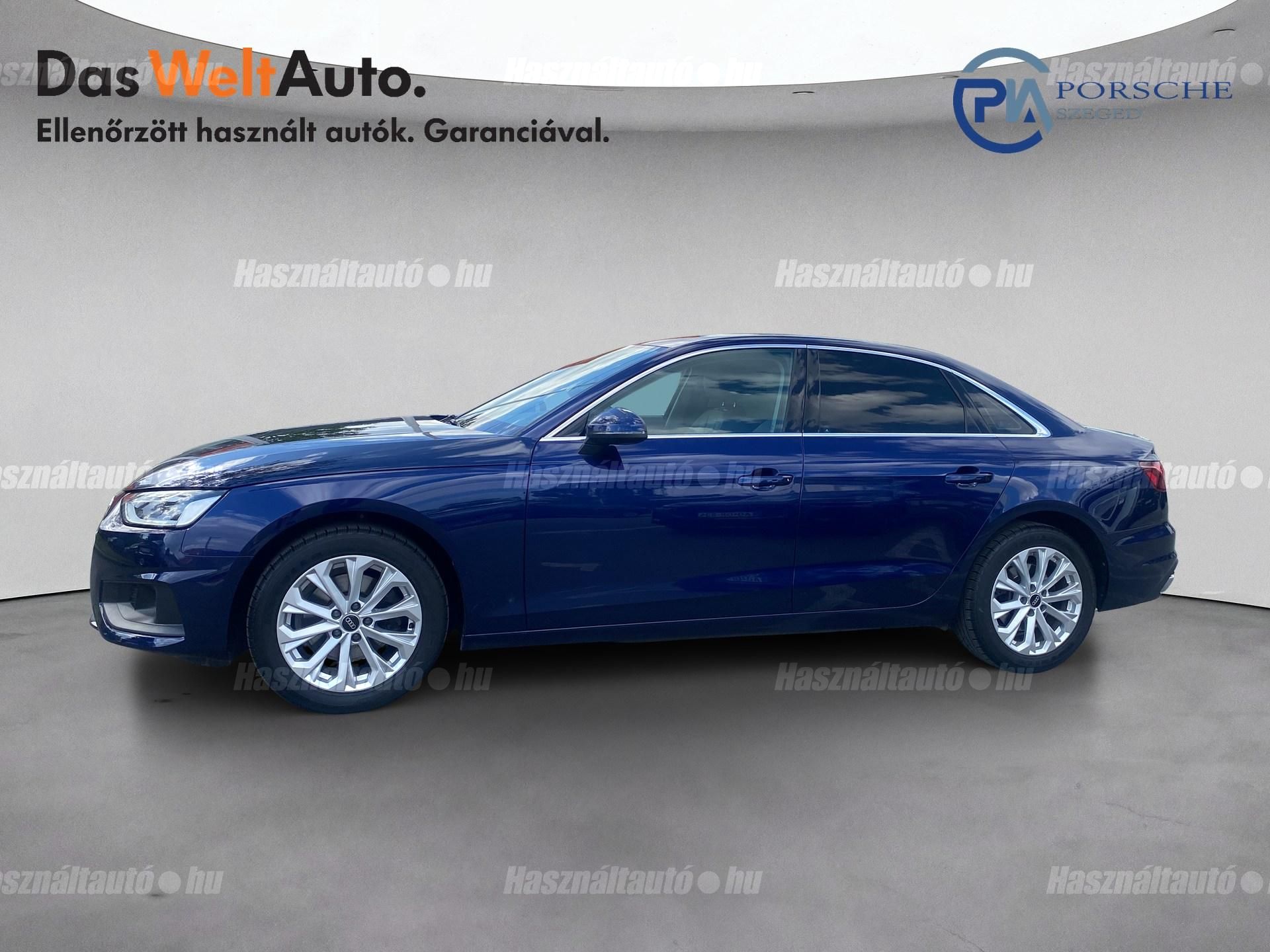 AUDI A4 2022/8 - 1
