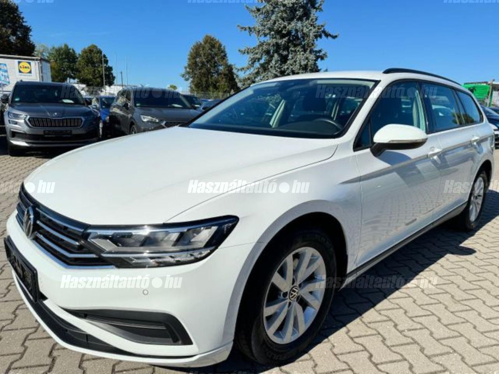 VOLKSWAGEN PASSAT VII 2020/10 - 1