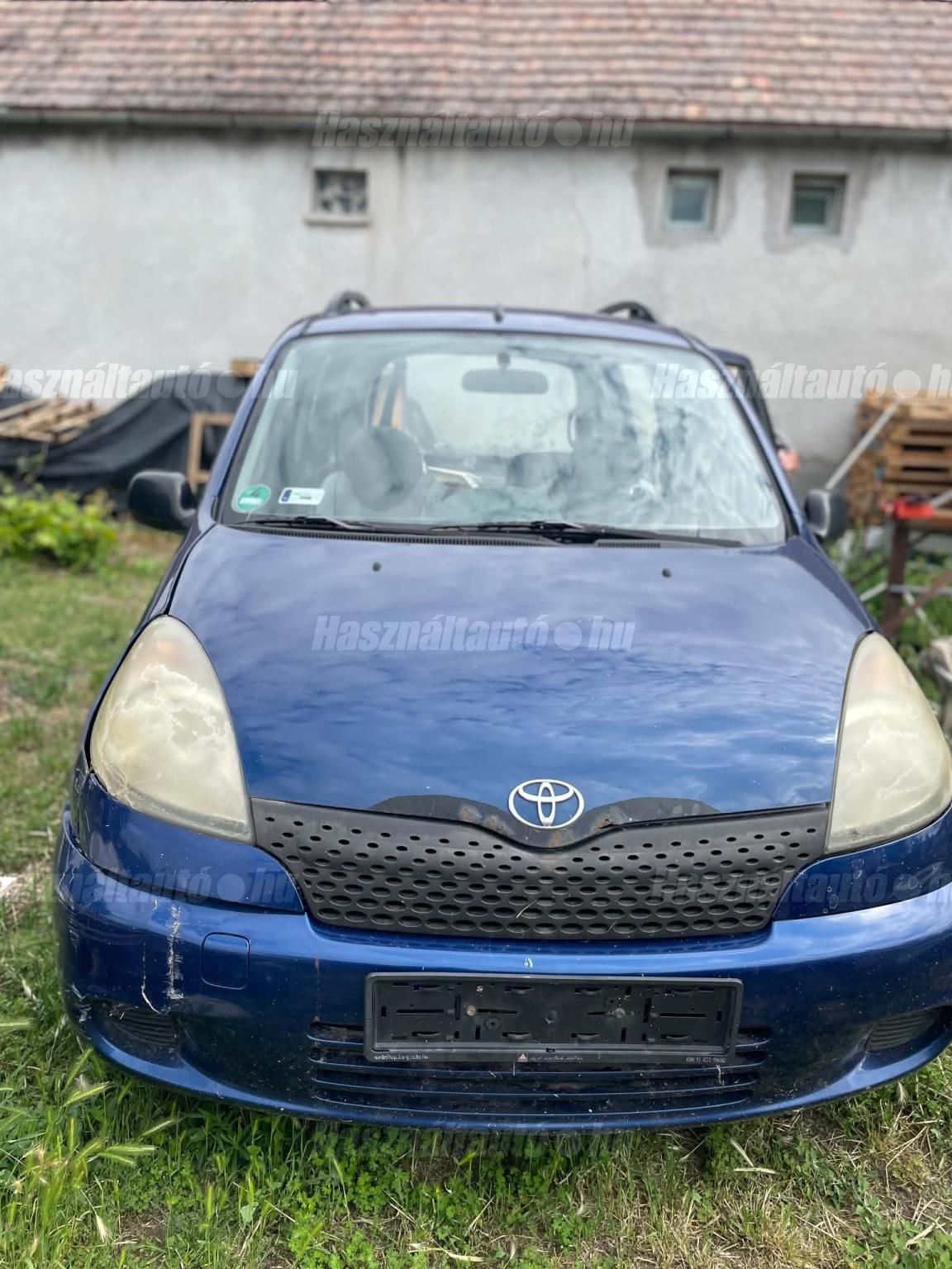TOYOTA YARIS VERSO 2003/3 - 1