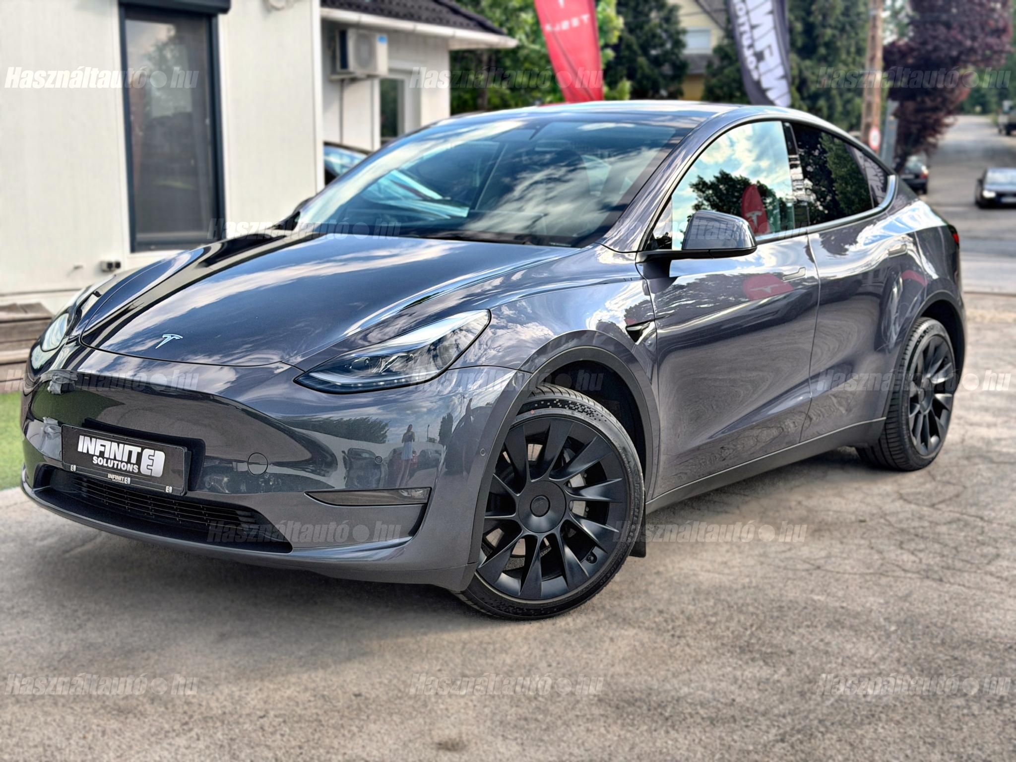 TESLA MODEL Y 2022/10 - 1
