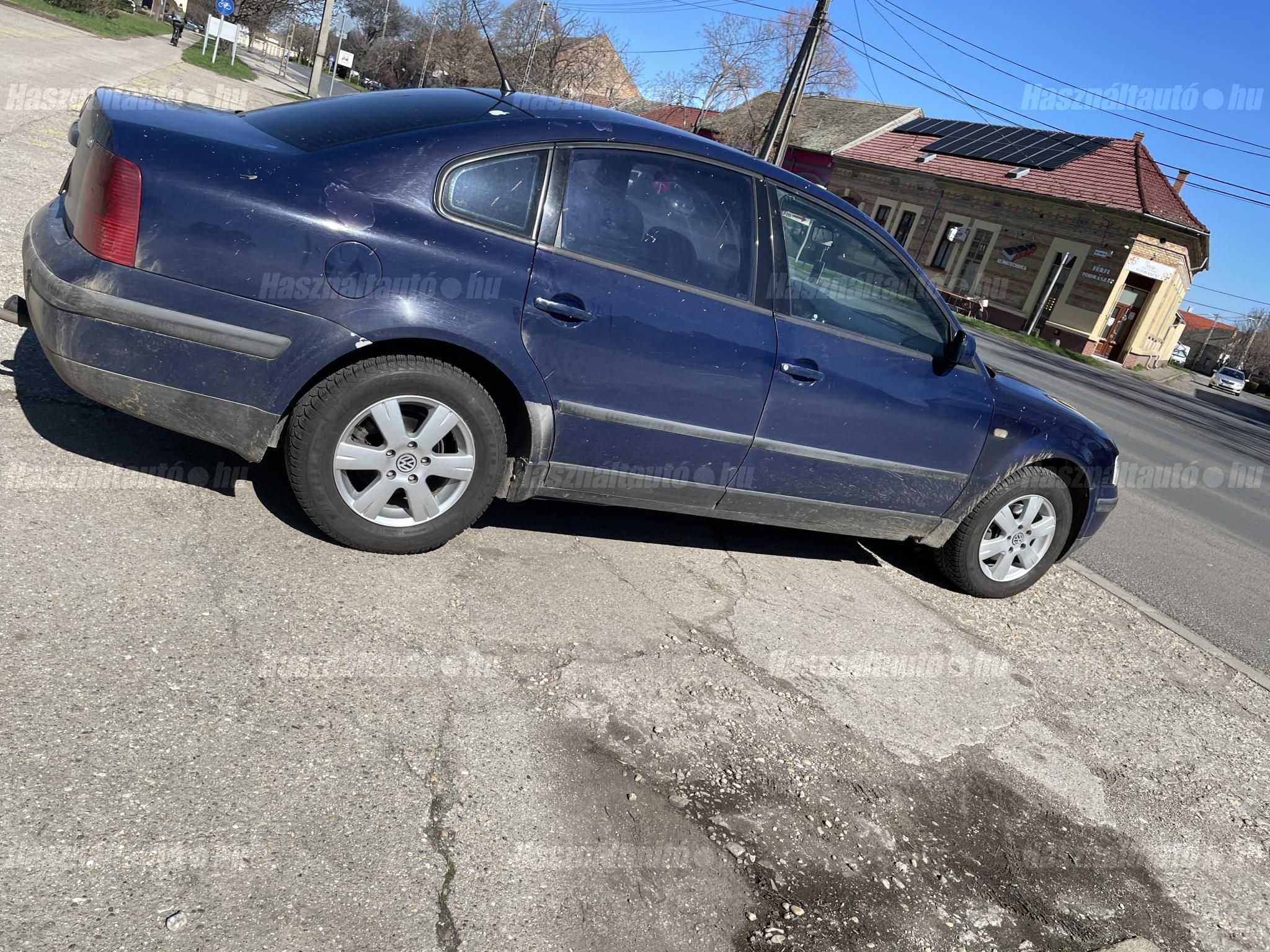 VOLKSWAGEN PASSAT V 1998/12 - 1
