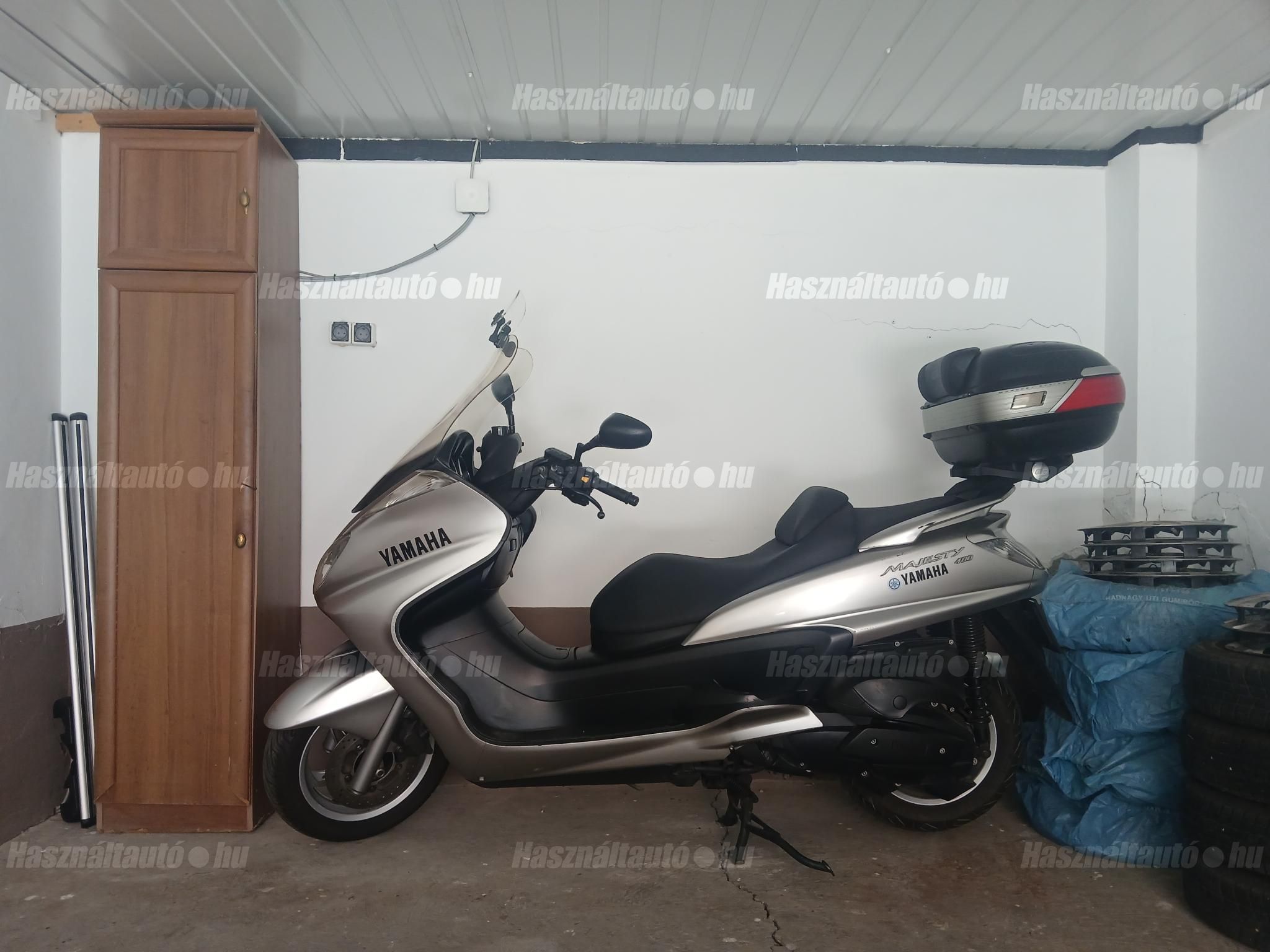 YAMAHA YP 400 MAJESTY 2005/9 - 1