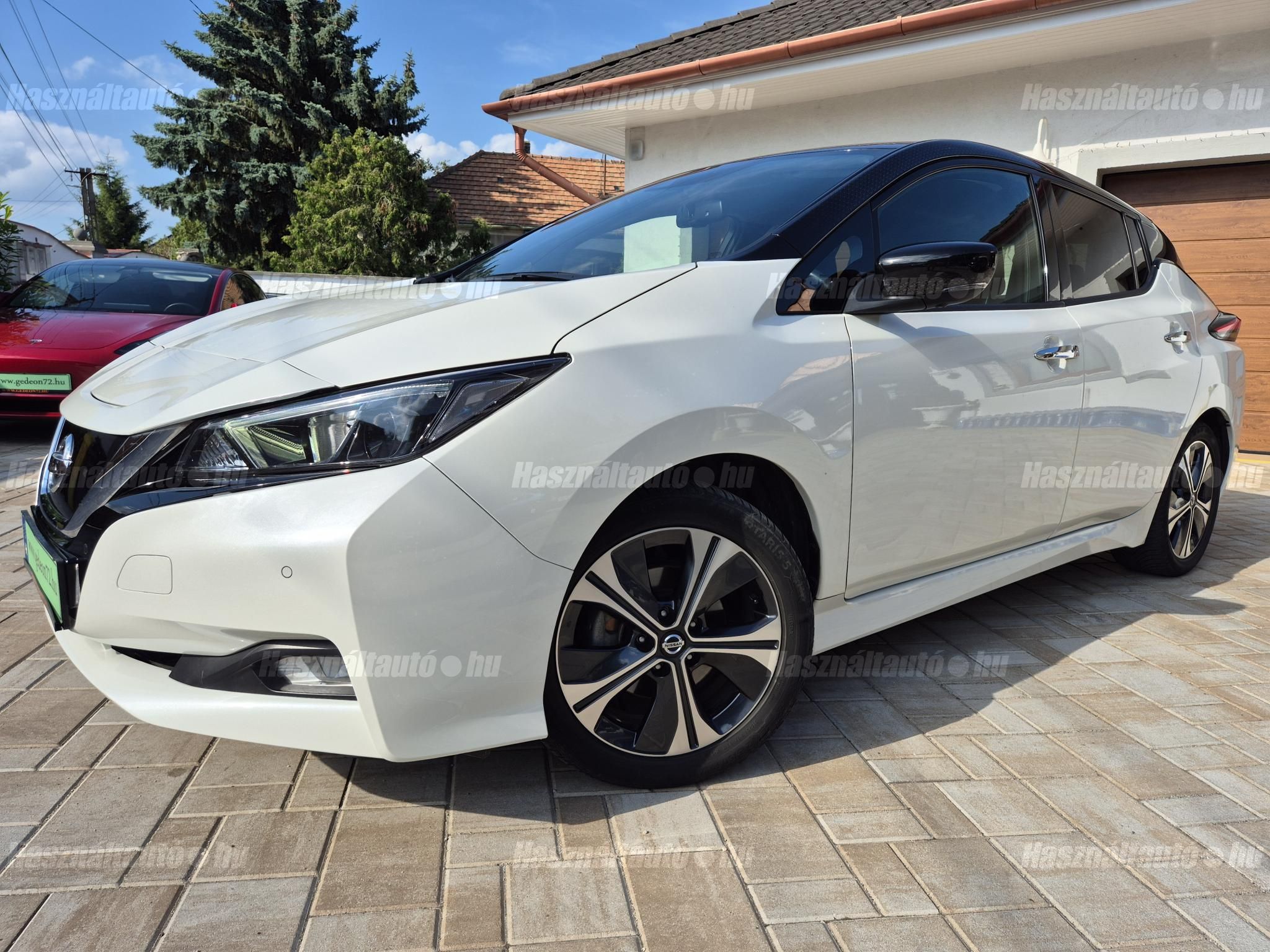 NISSAN LEAF 2021/4 - 1