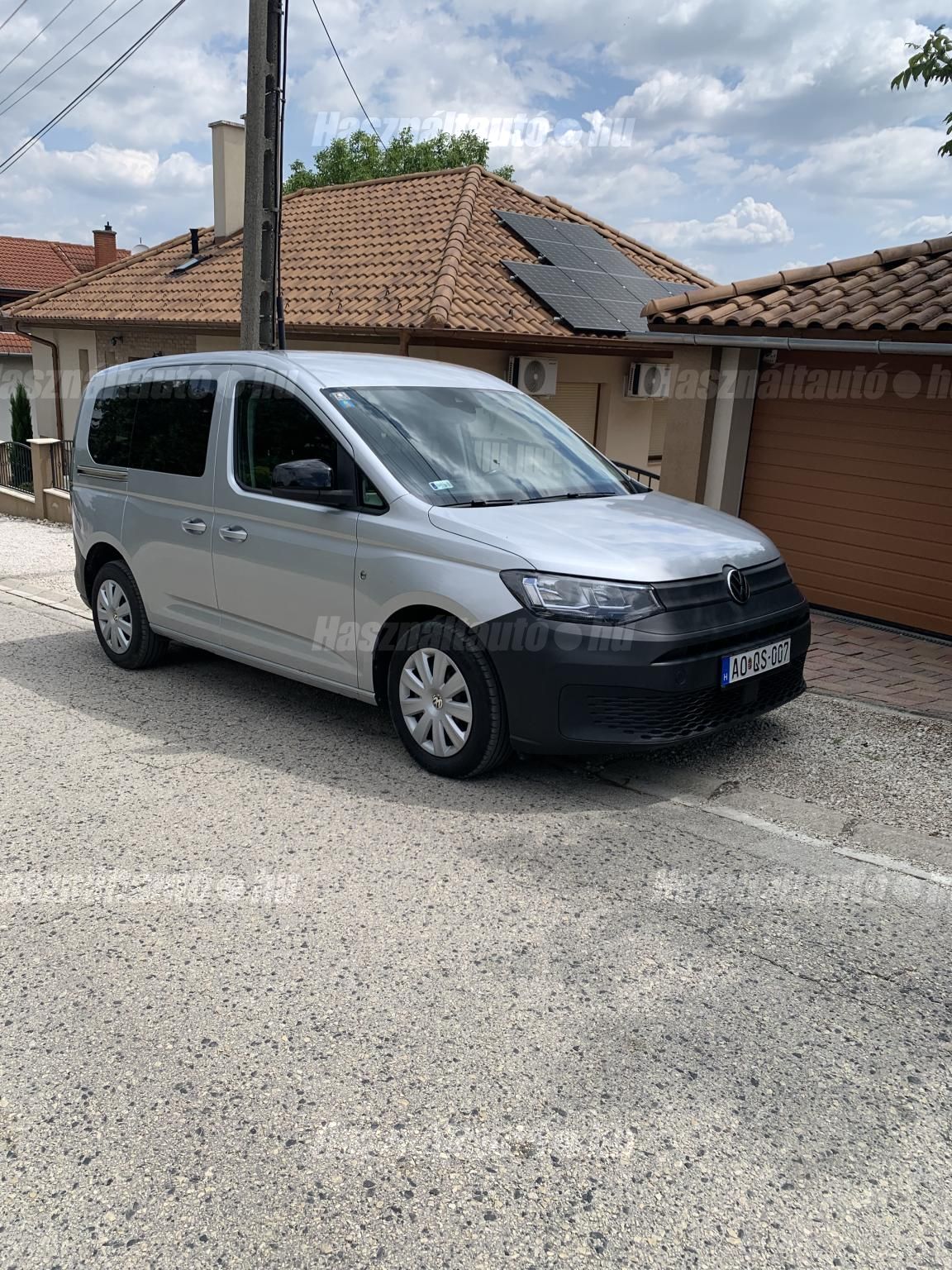 Volkswagen Caddy, 2021. sok extra, megkímélt állapotban