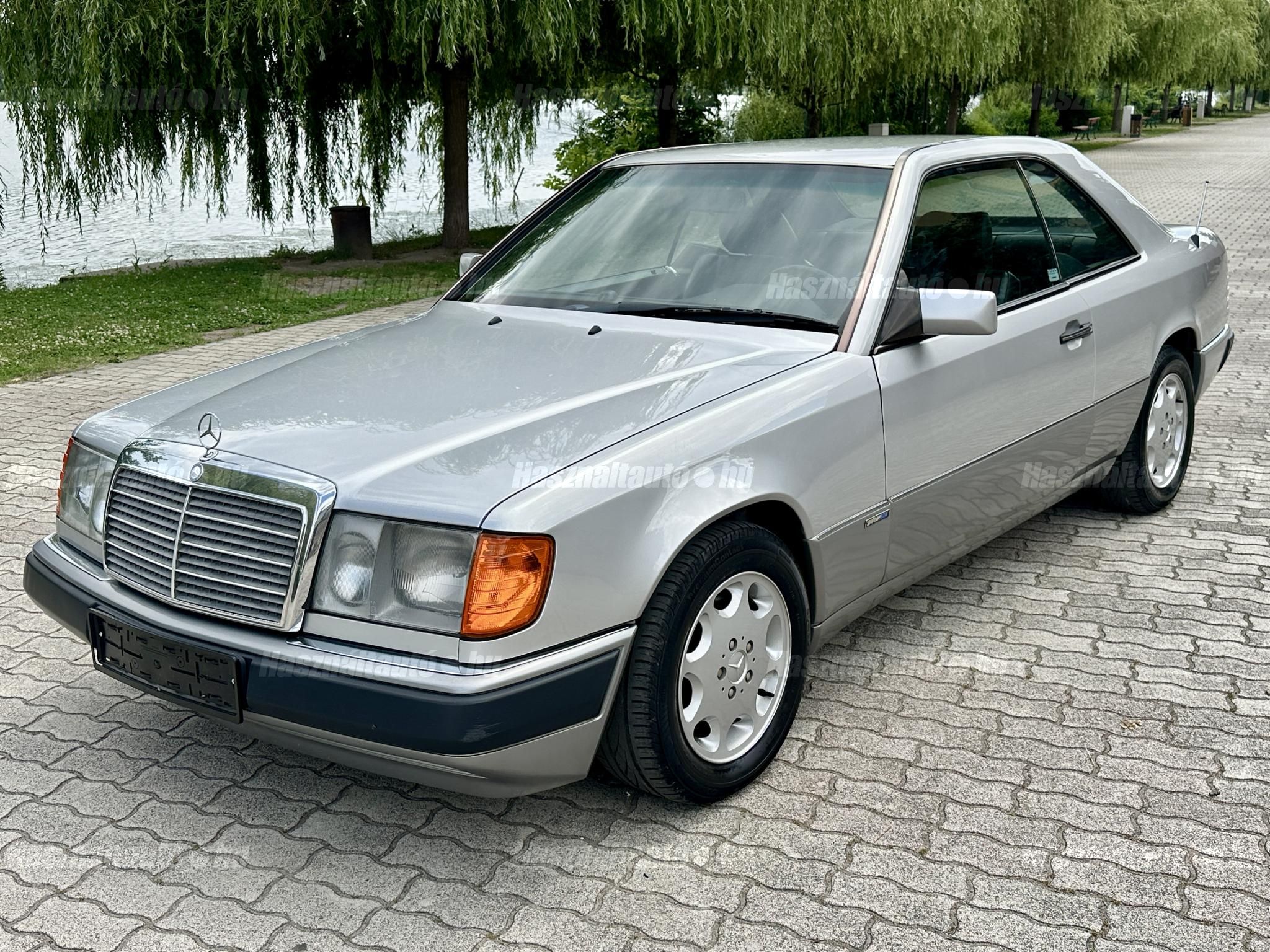 MERCEDES-BENZ 300 1991/8 - 1