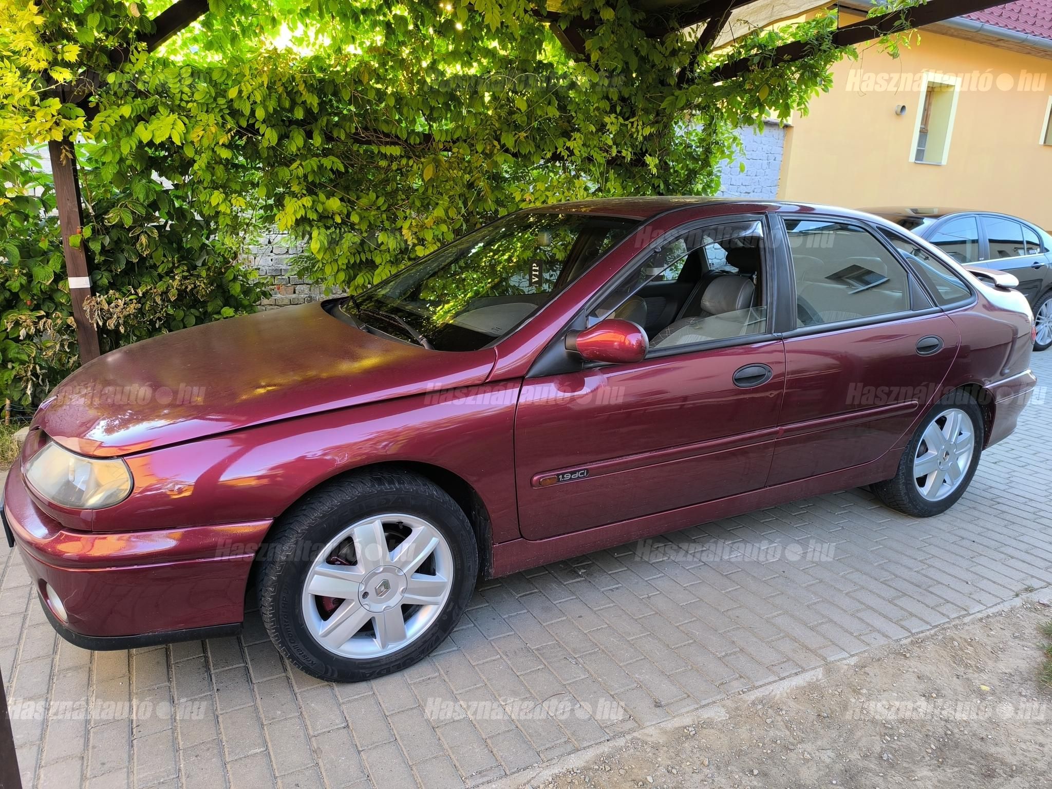 RENAULT LAGUNA 2000/6 - 1